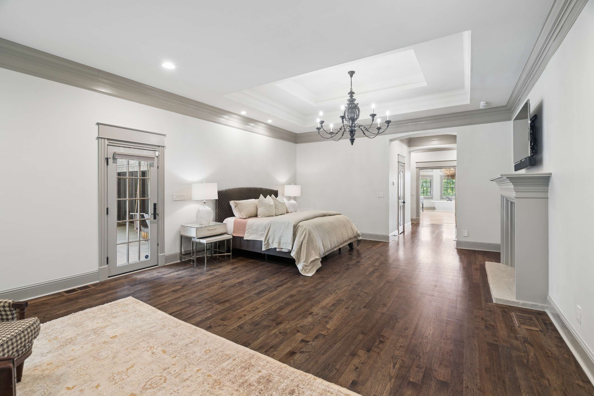 1008 Monroe Ln