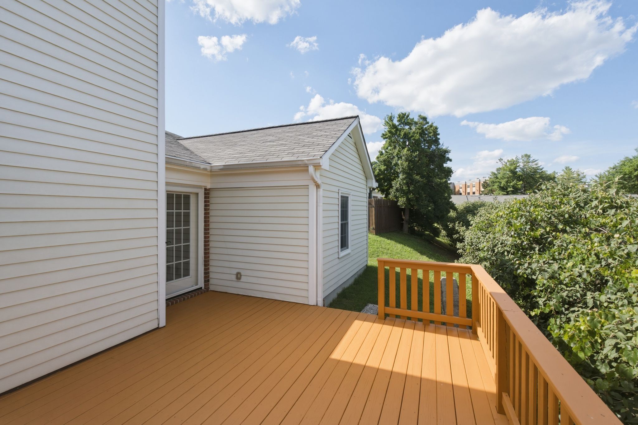 705 Mount Carmel Pl