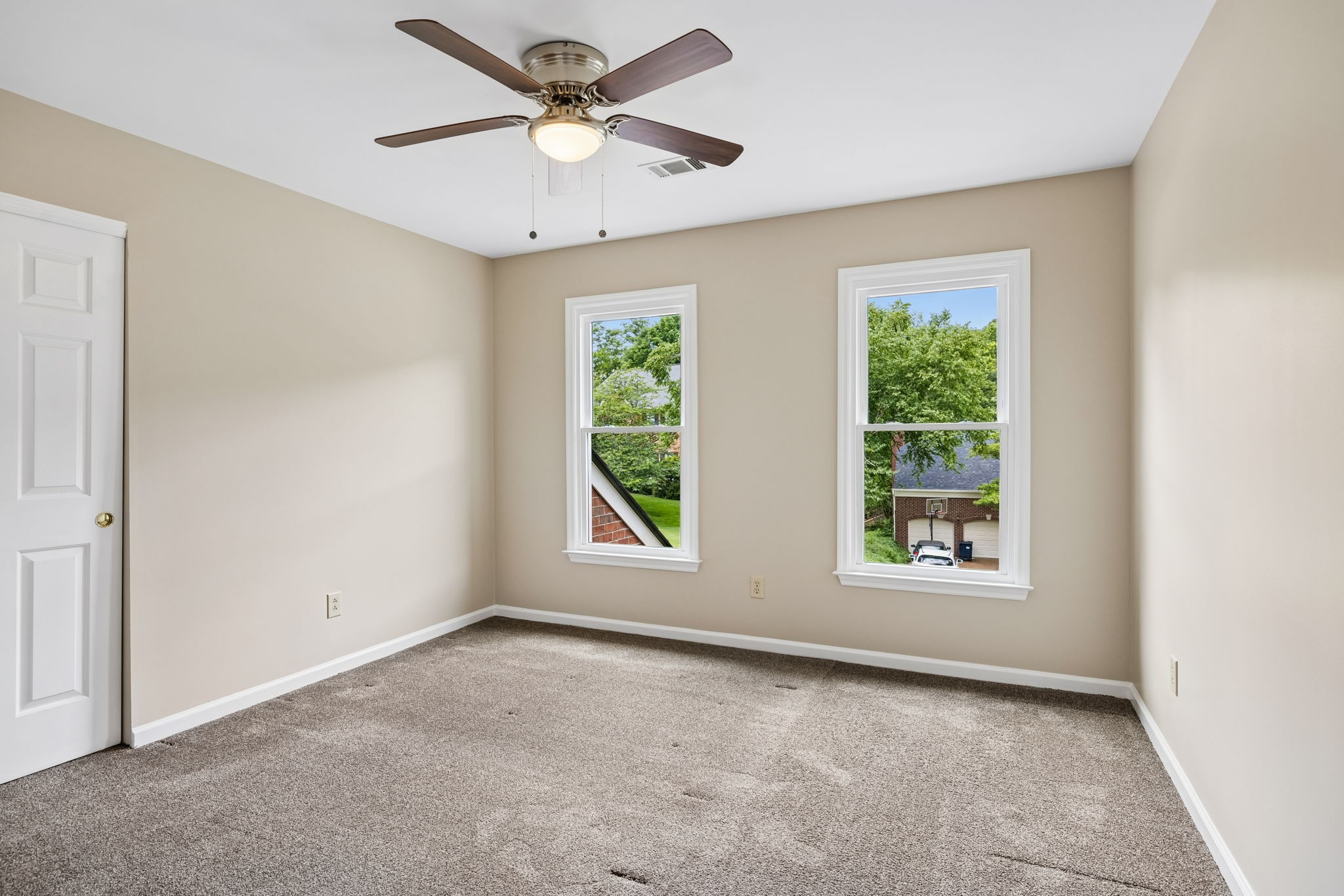 6415 Annandale Cv