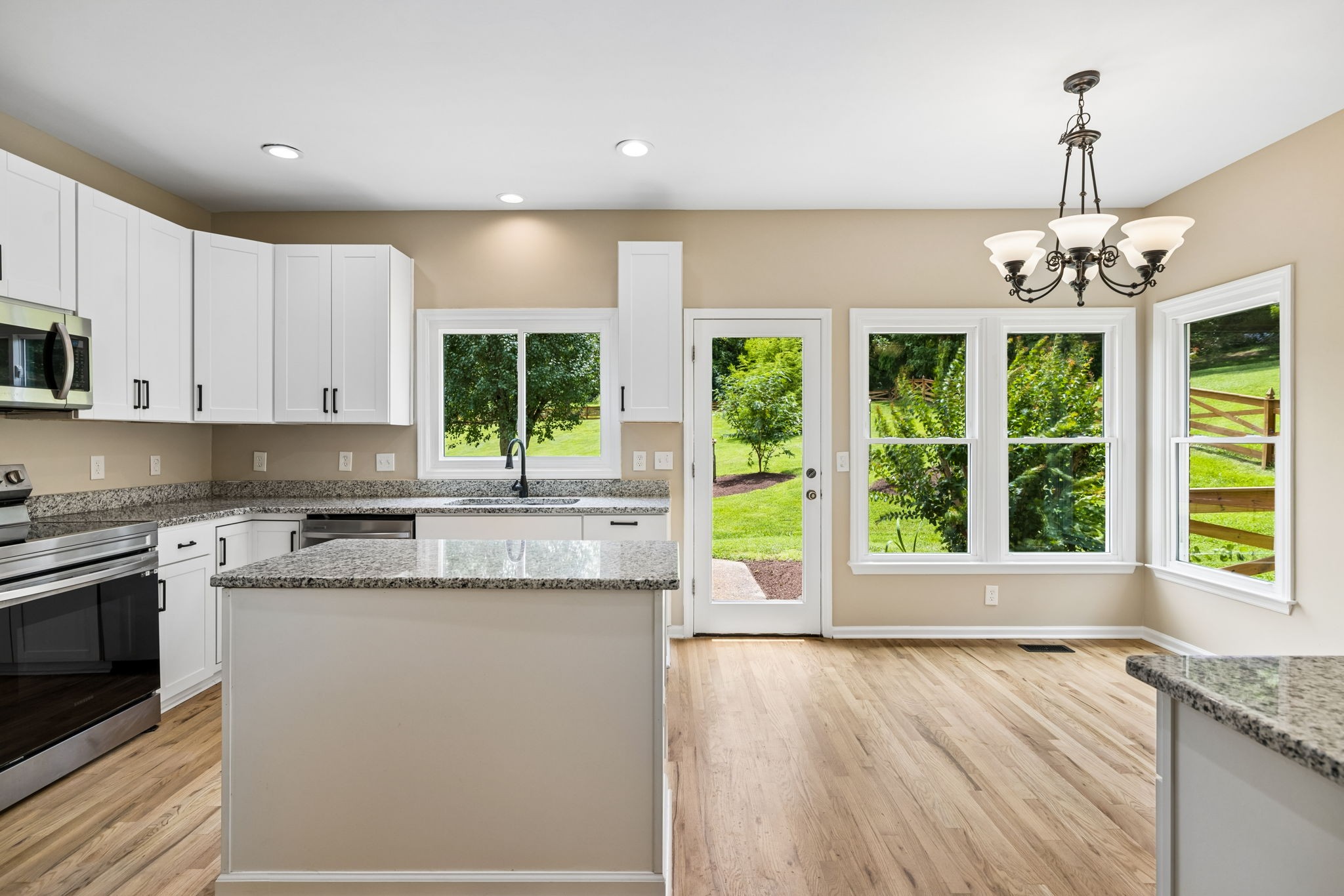 6415 Annandale Cv