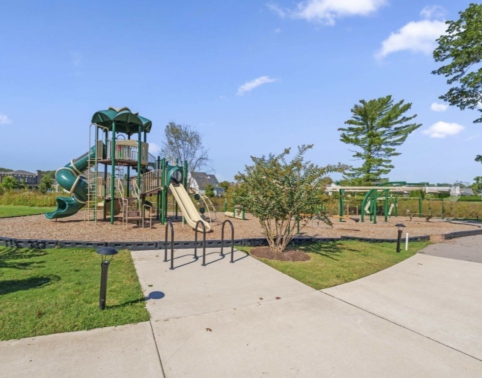 89 Glenrock Dr