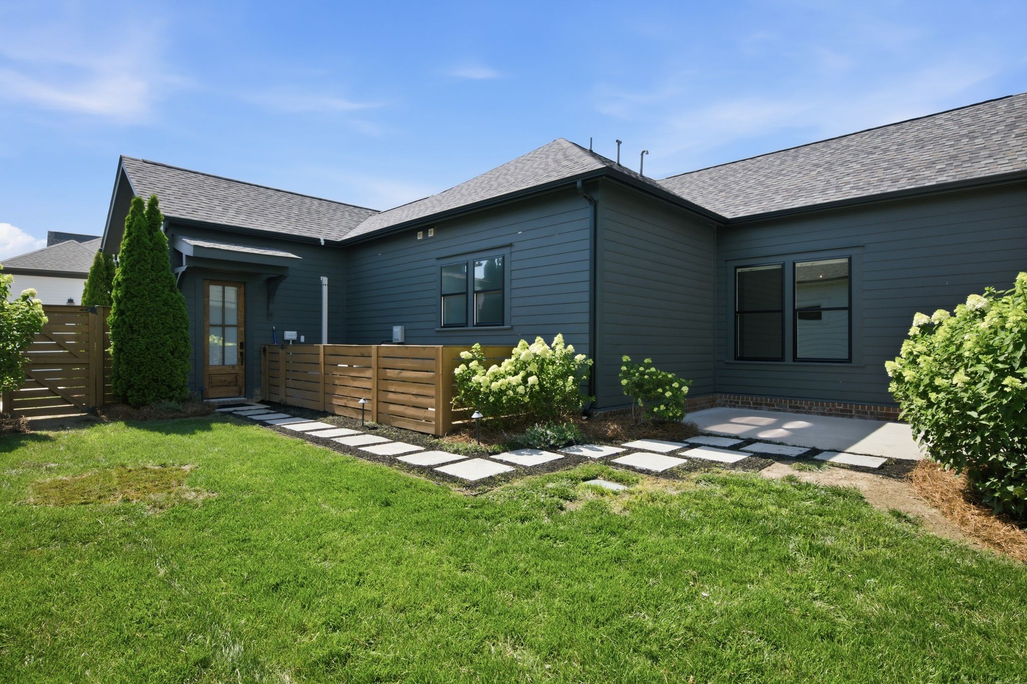 89 Glenrock Dr