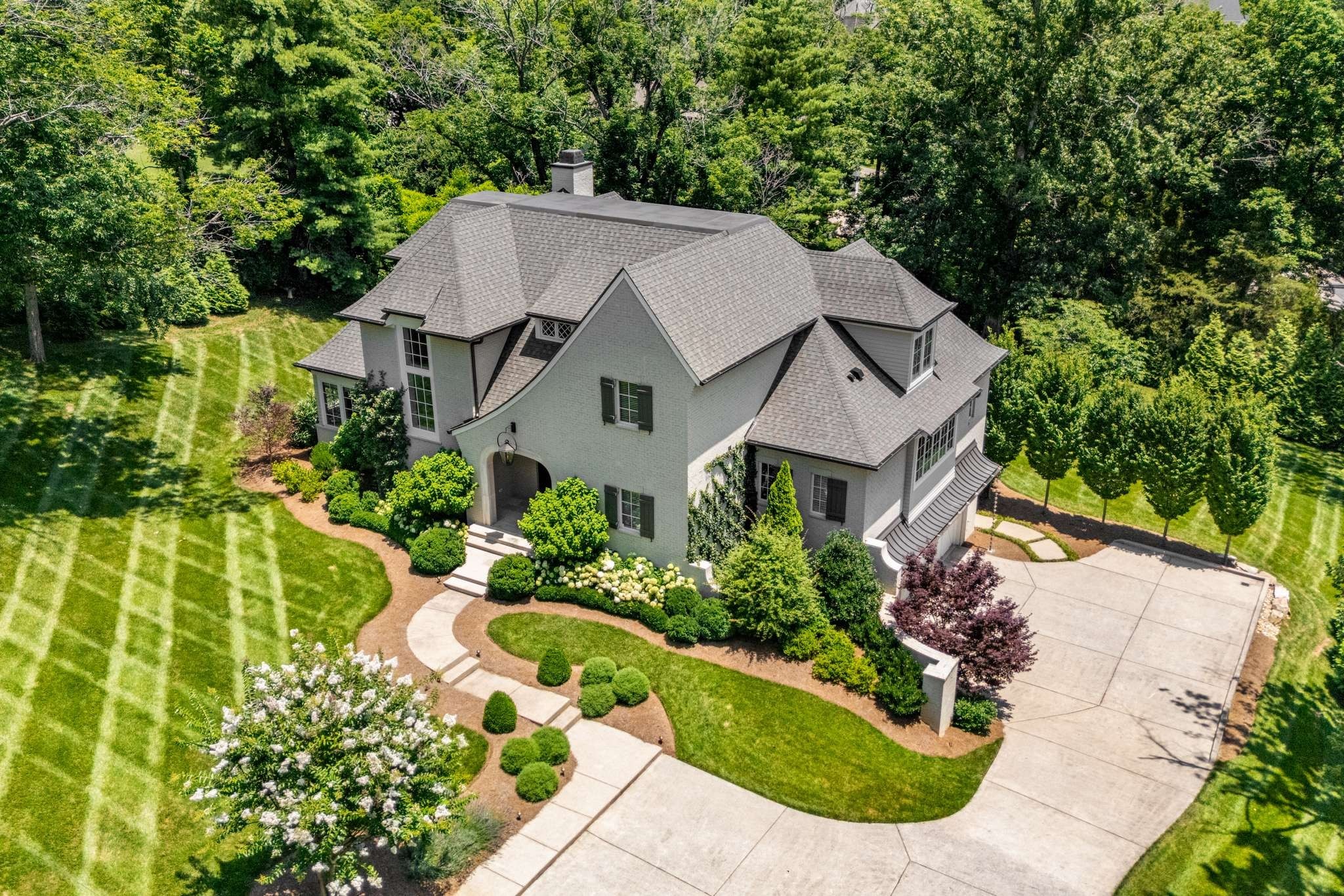 4514 Wayland Dr