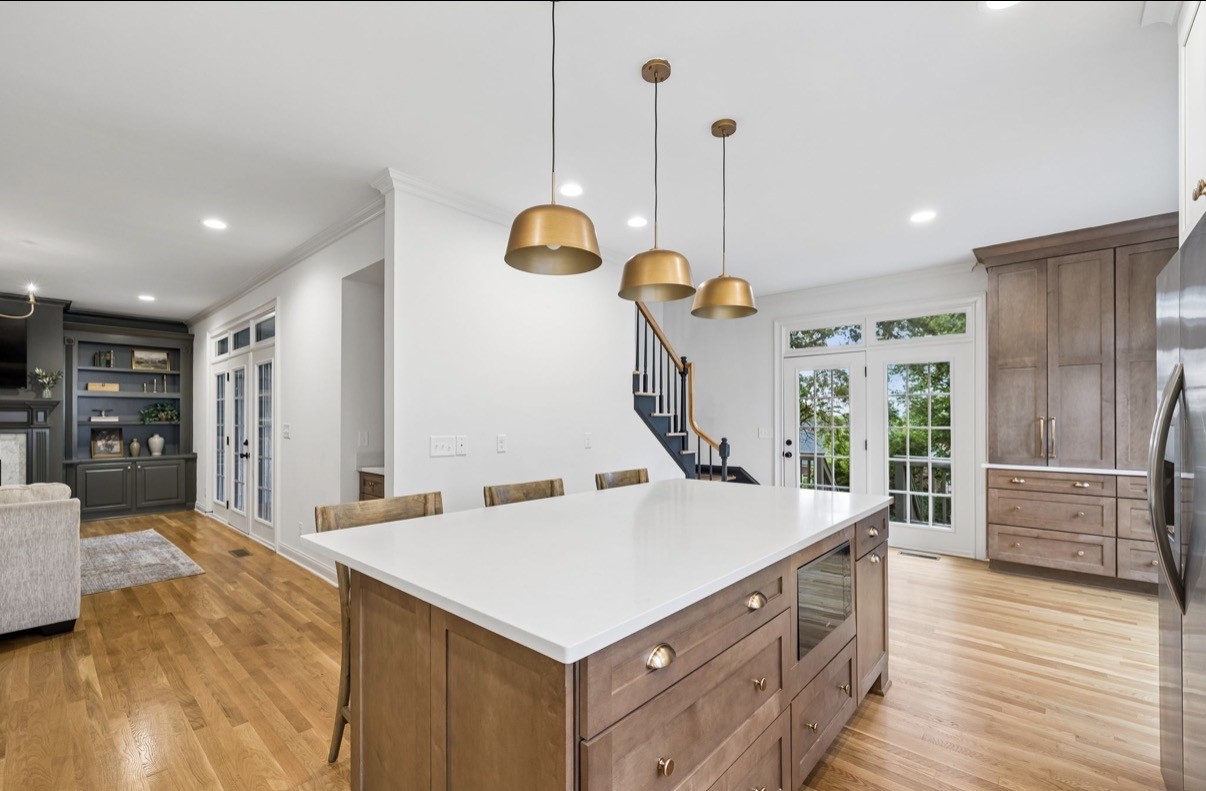 9441 Highwood Hill Rd