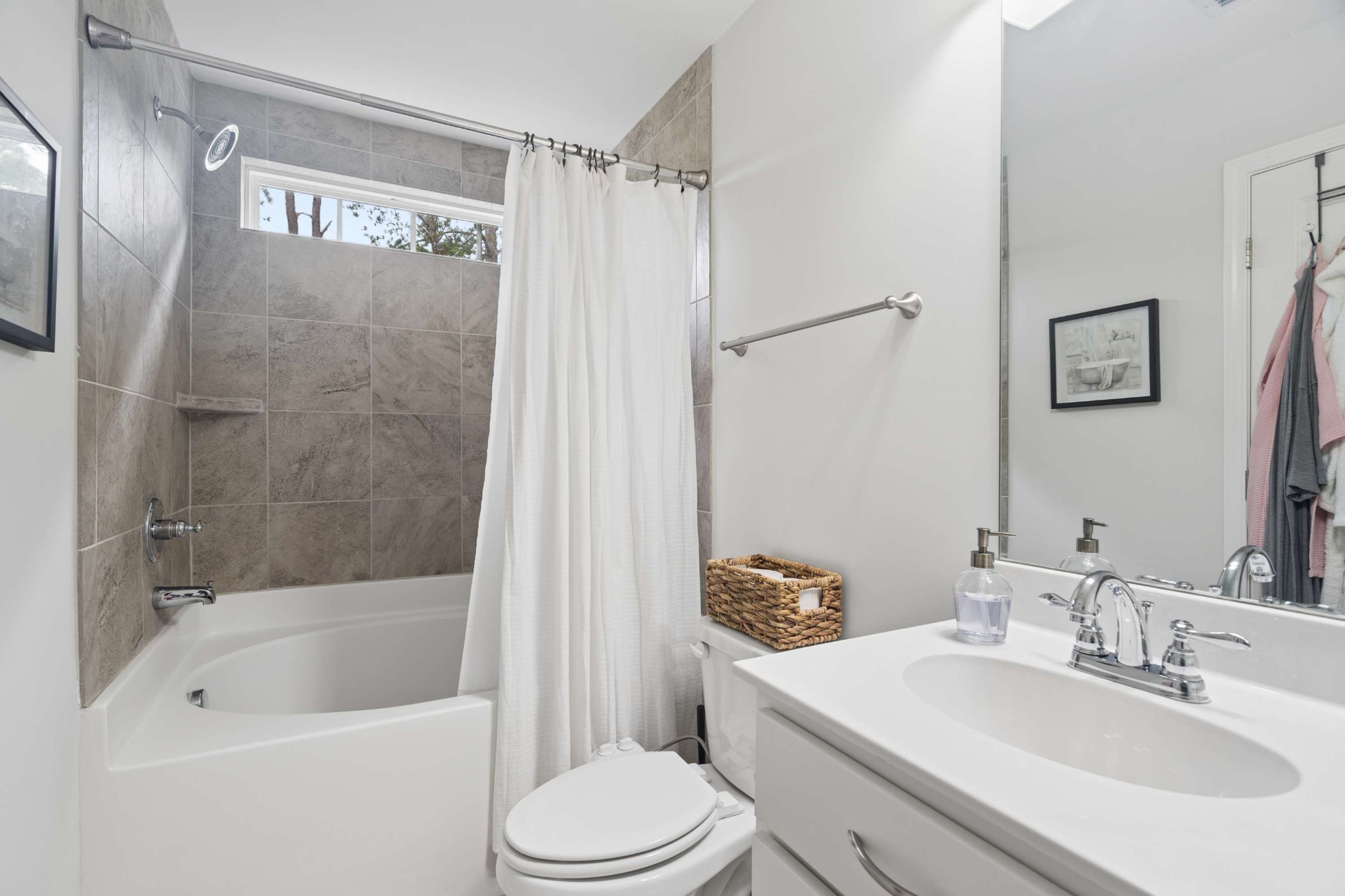 1027 Avery Park Dr
