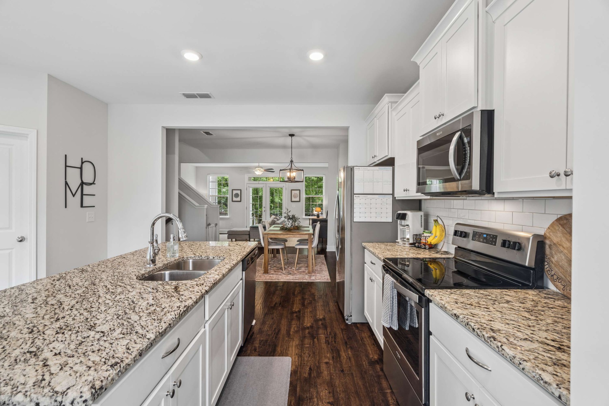 1027 Avery Park Dr