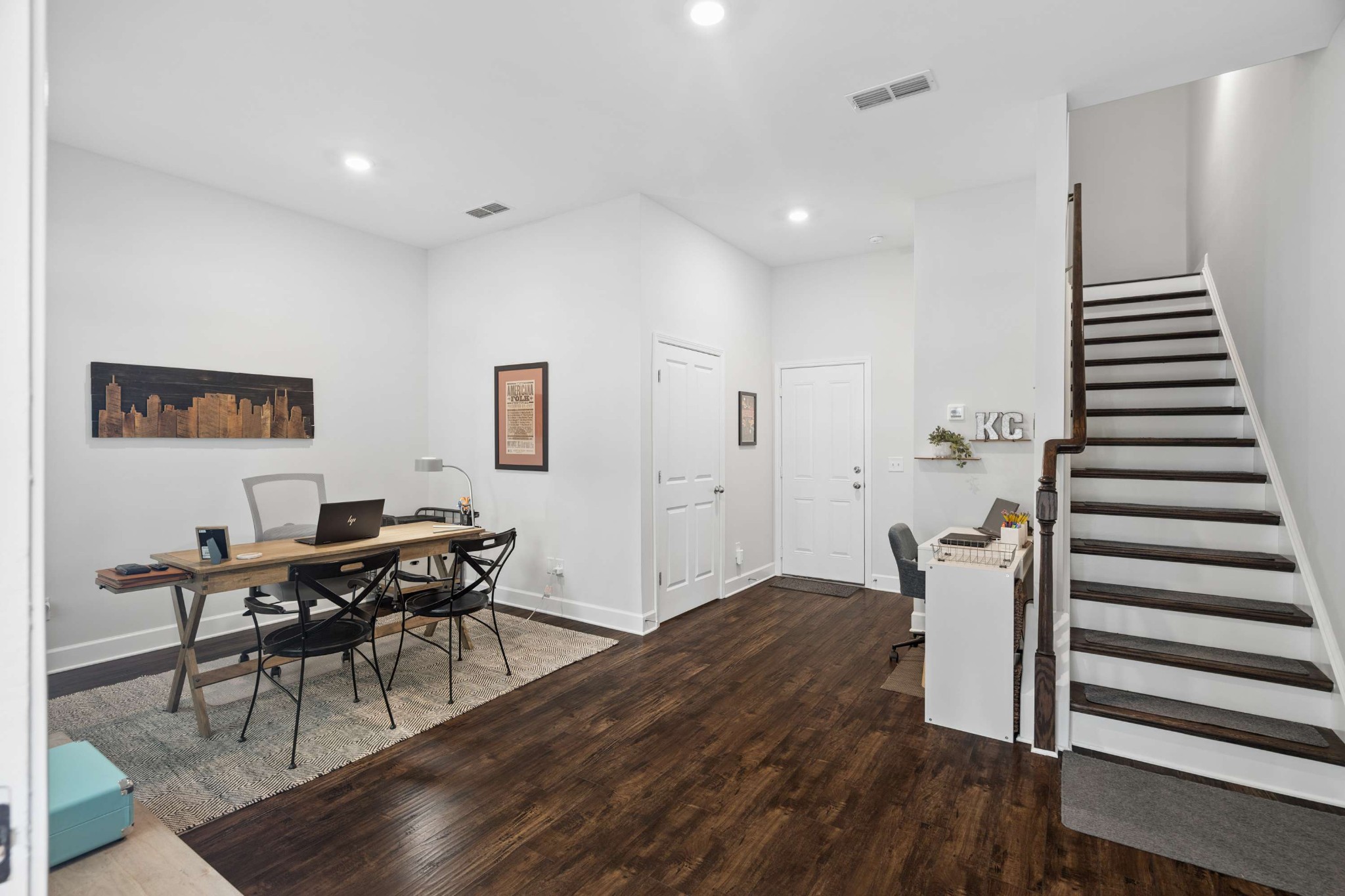 1027 Avery Park Dr