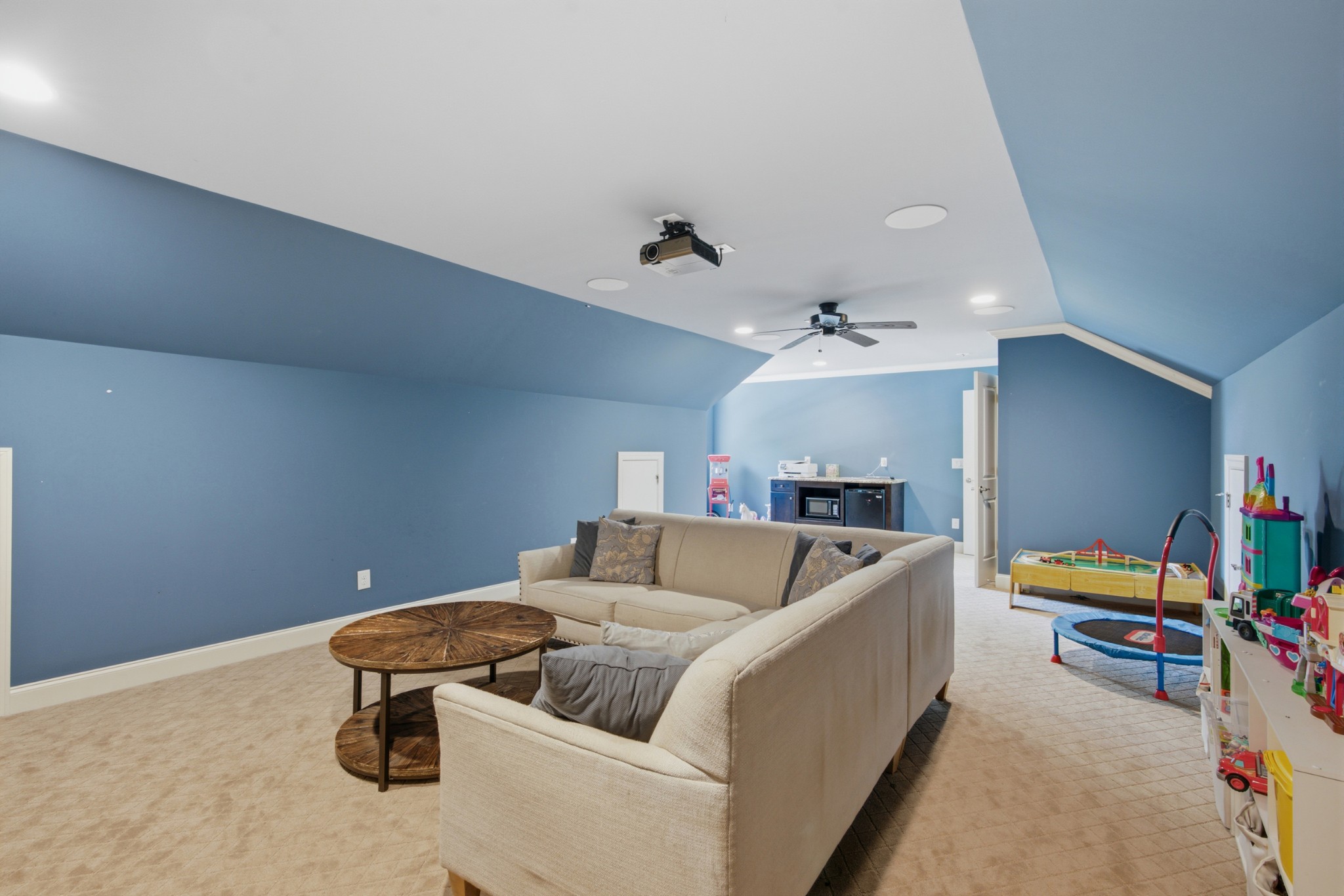5212 Williamsburg Rd