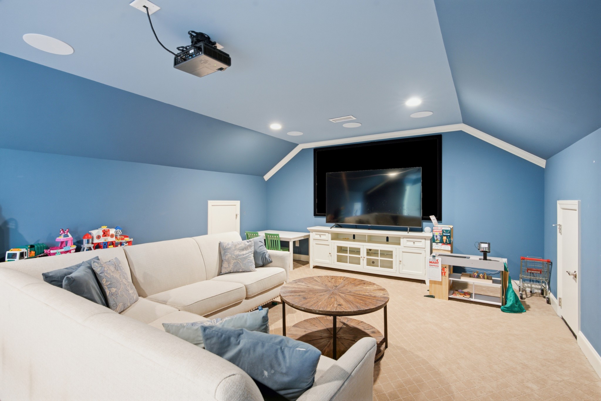 5212 Williamsburg Rd