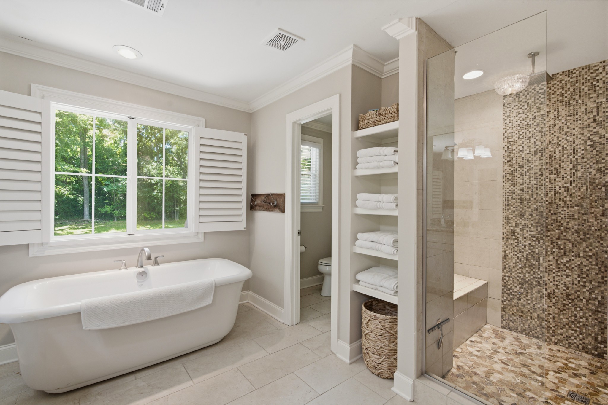 5212 Williamsburg Rd