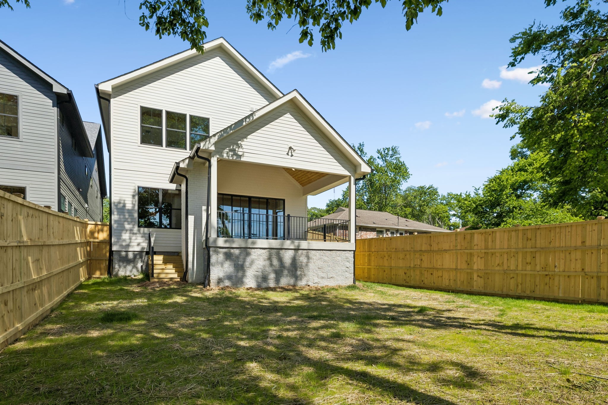 832A Neartop Dr