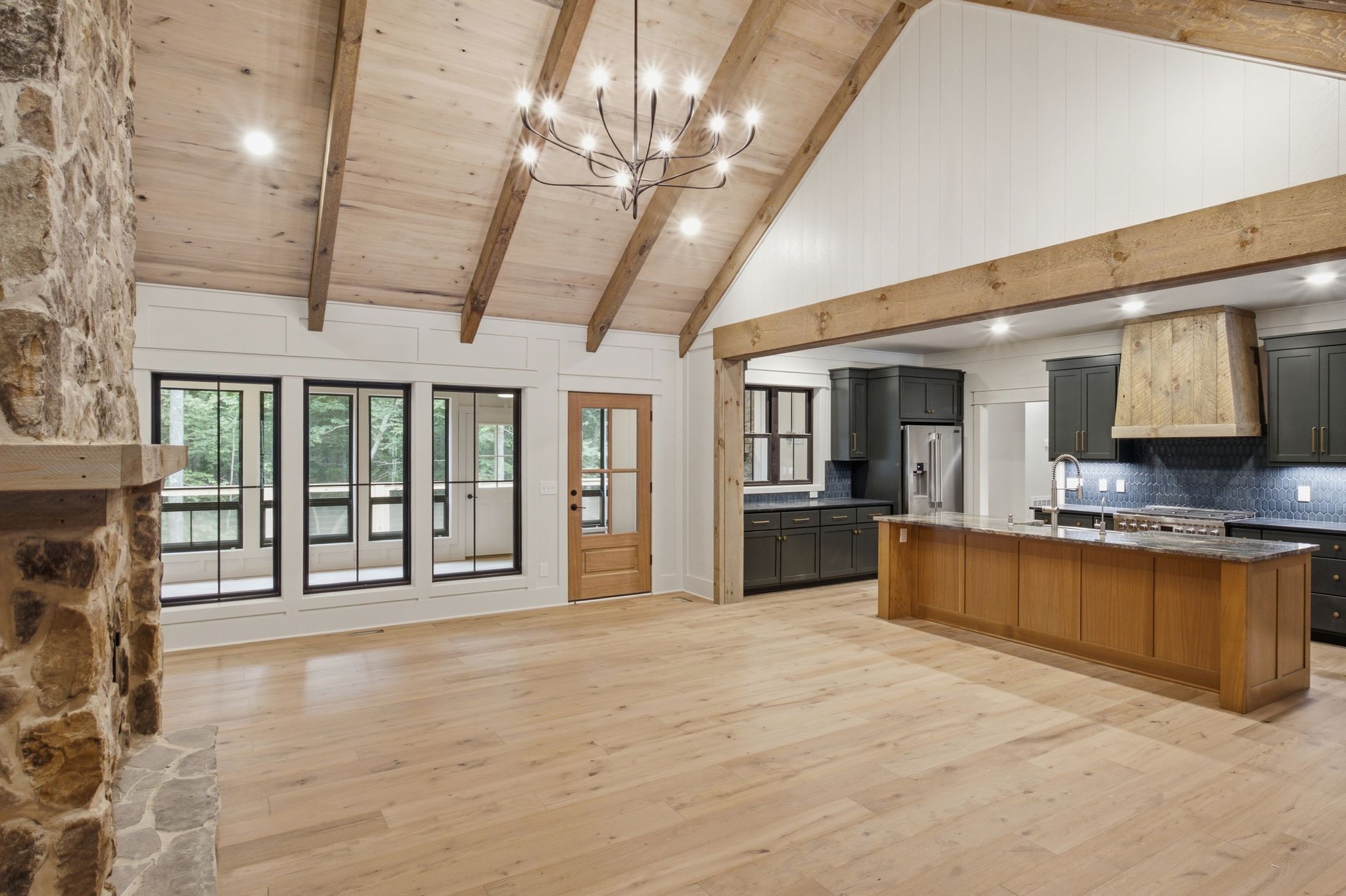 35 Lake Louisa Loop