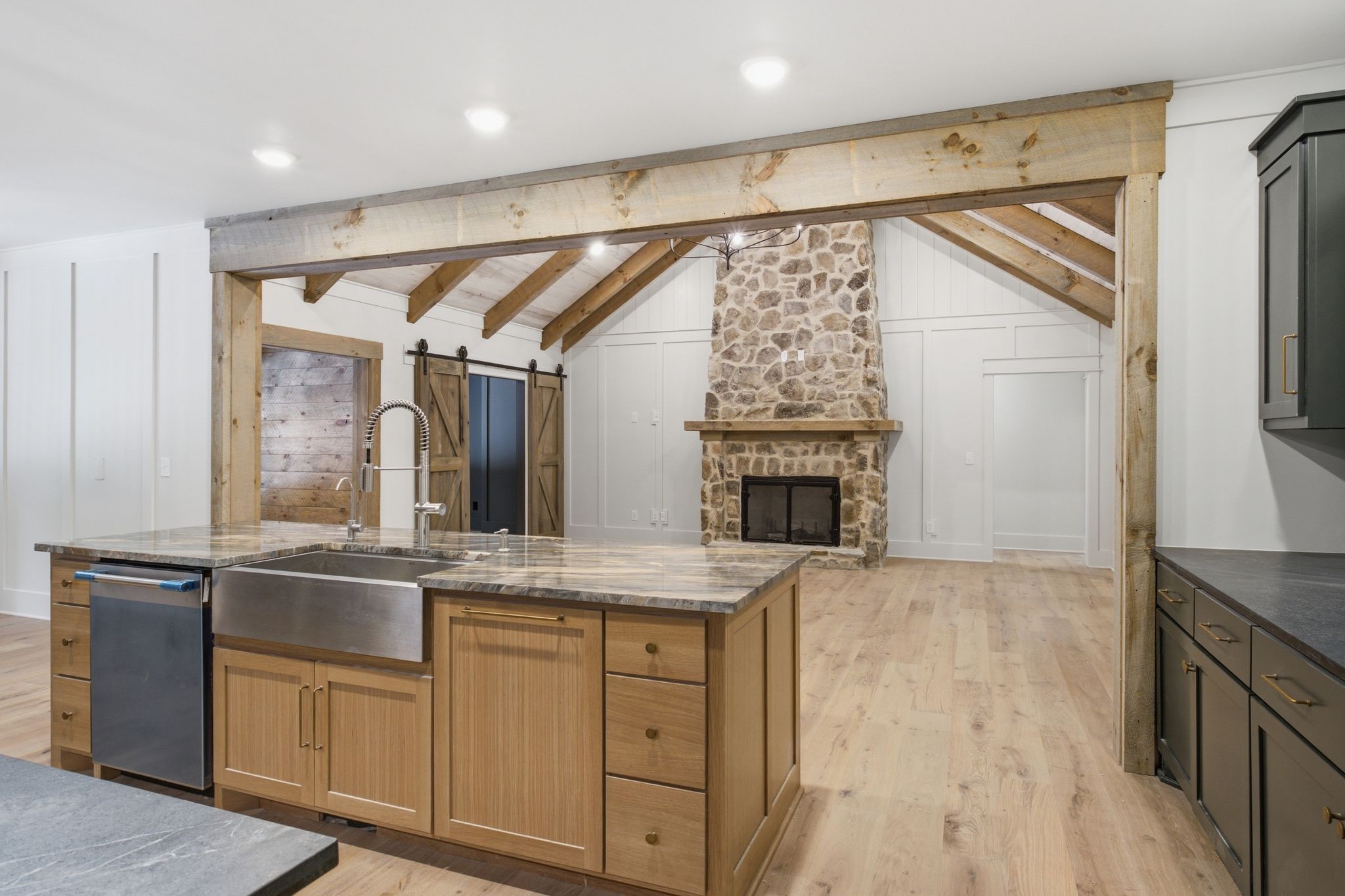 35 Lake Louisa Loop