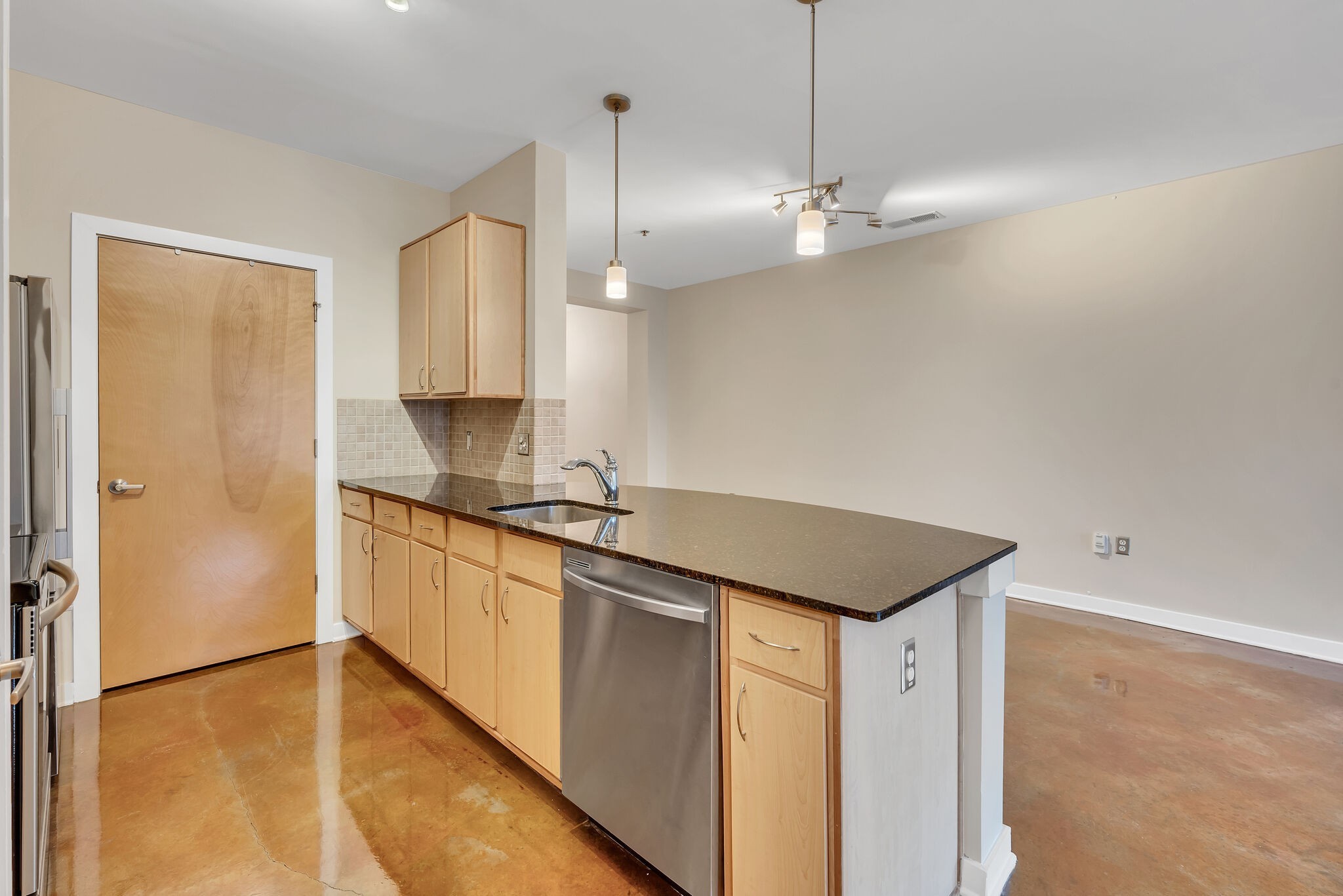 1803 Broadway Unit: 430