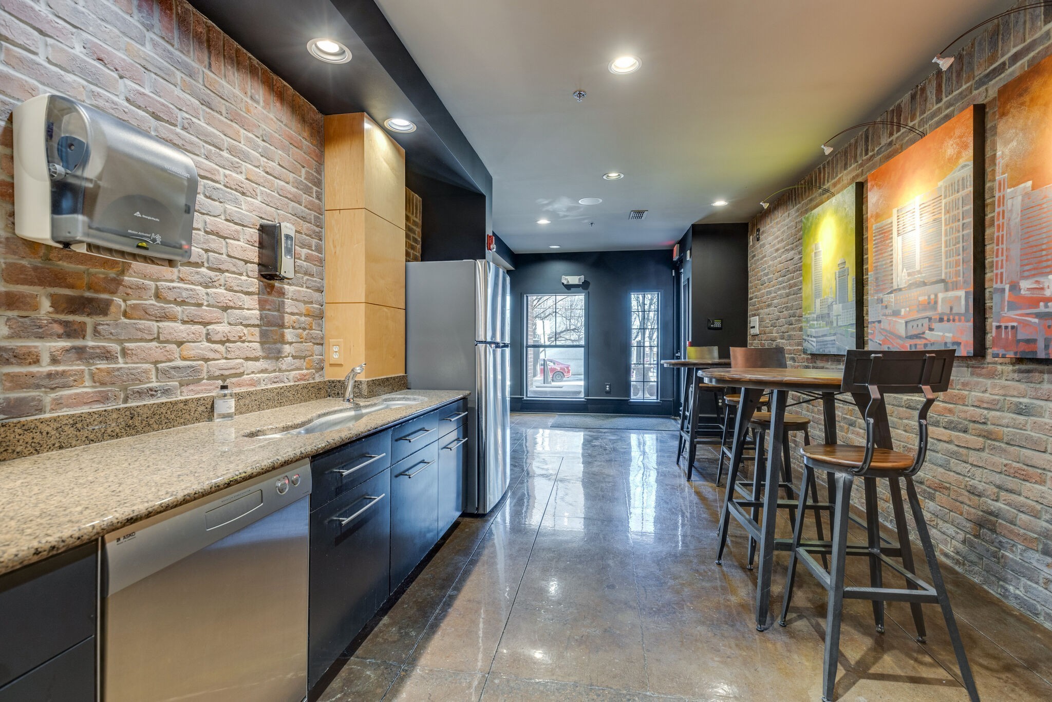 1803 Broadway Unit: 430