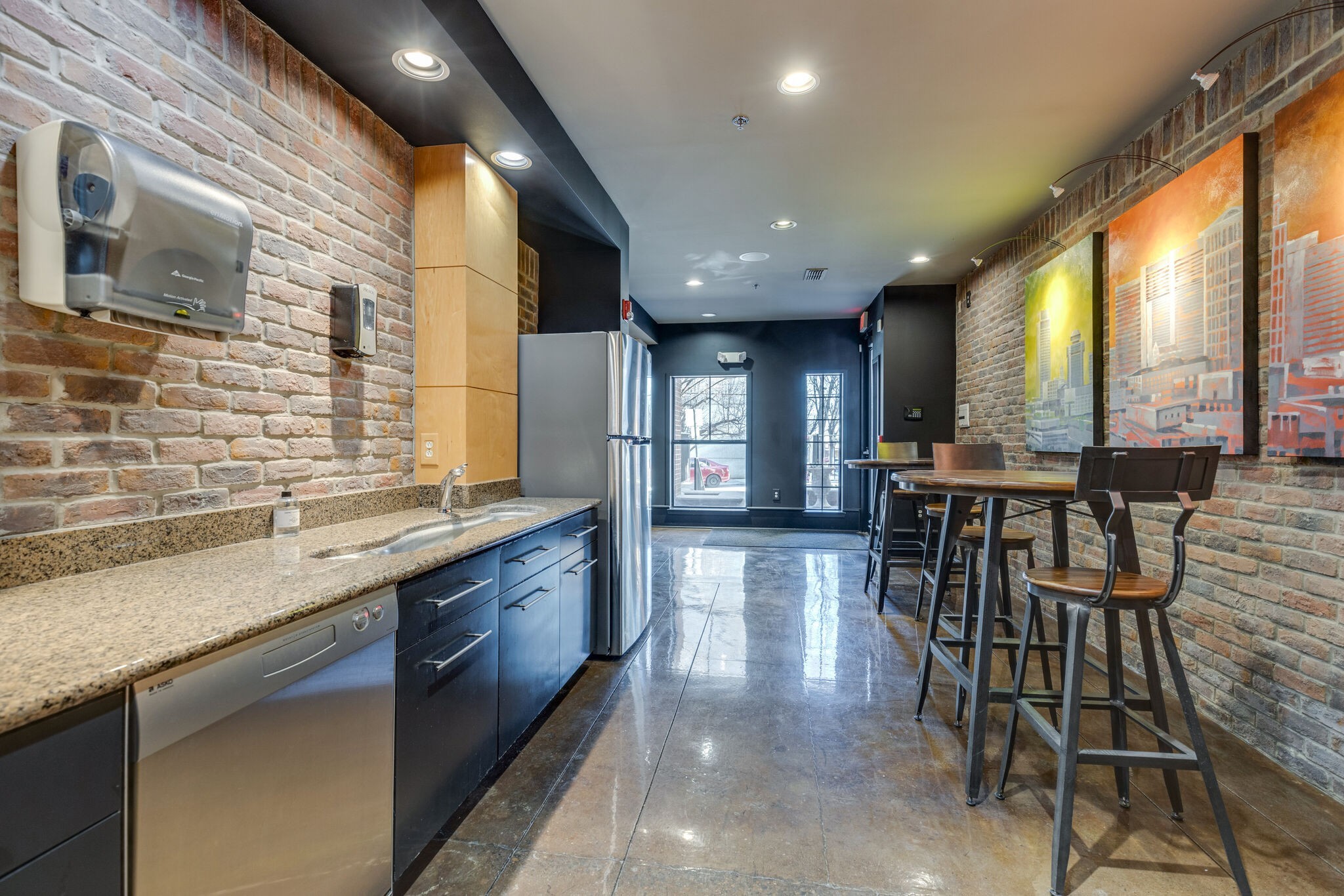 1803 Broadway Unit: 430