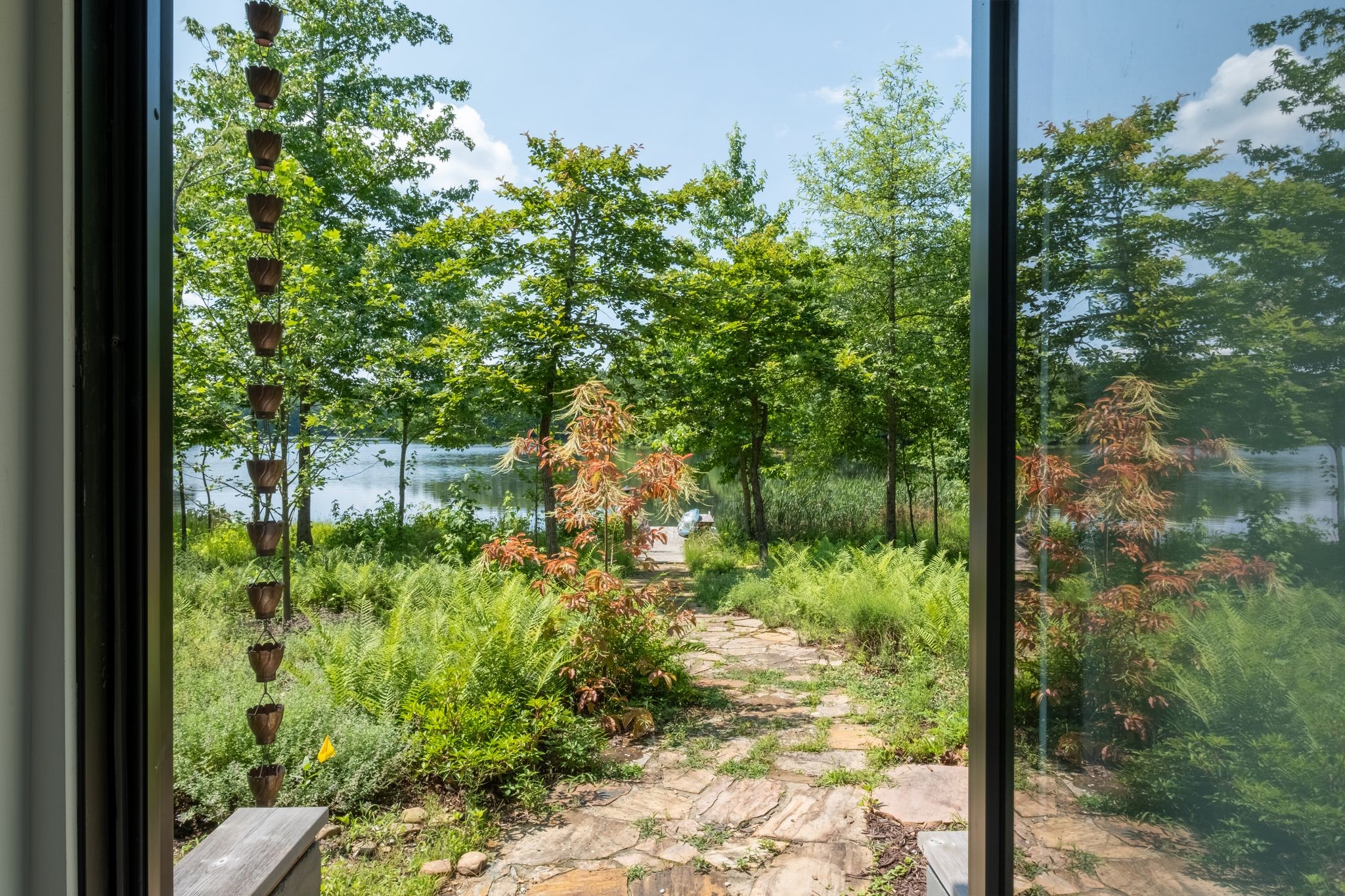 201 Water View Ln