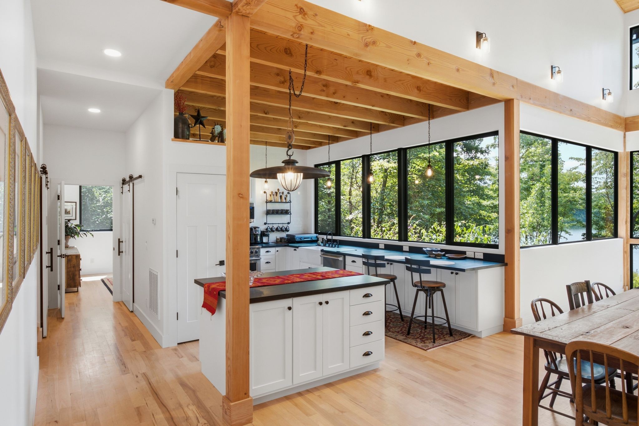 201 Water View Ln