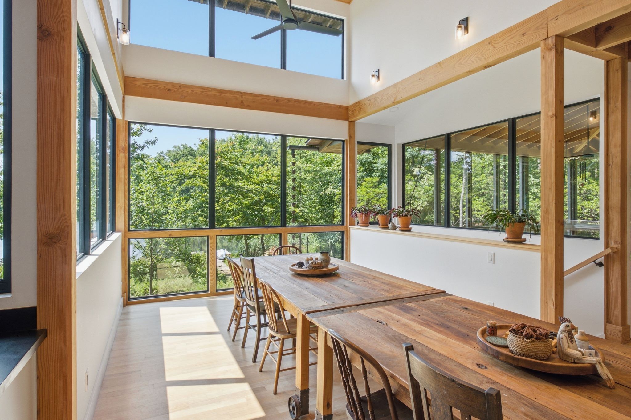 201 Water View Ln