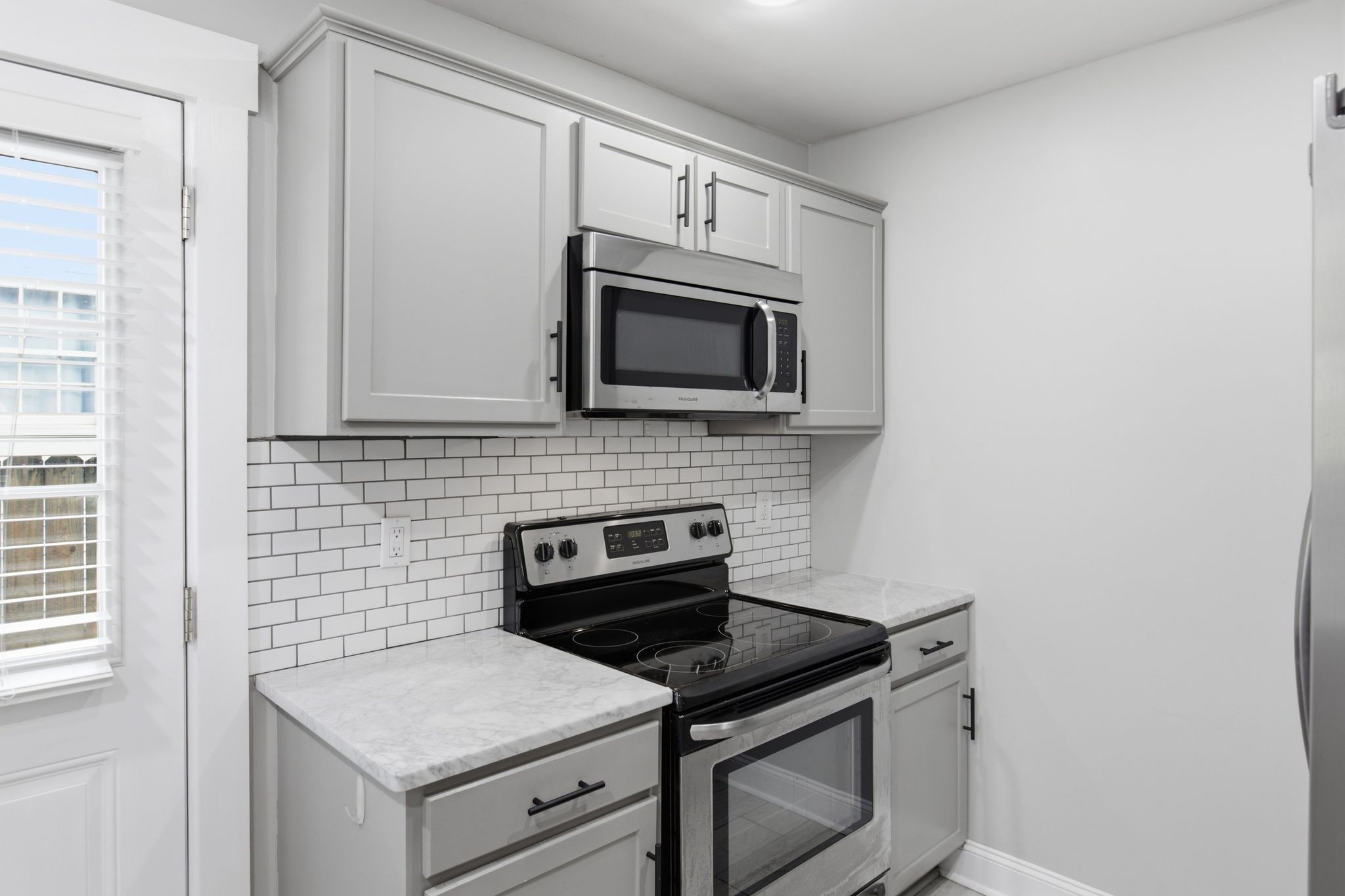 1235 Sunnymeade Dr