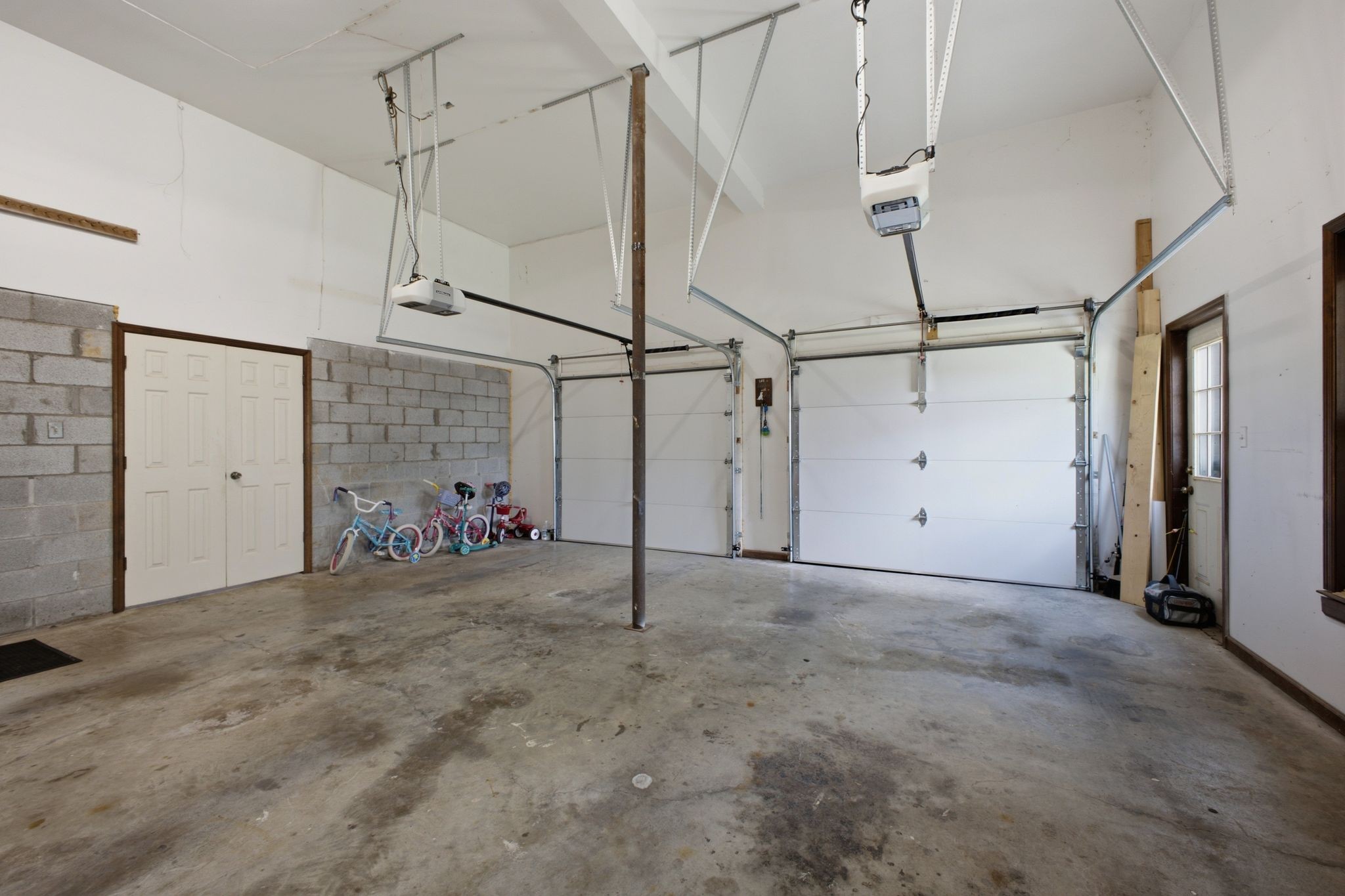 404 Winchester Dr