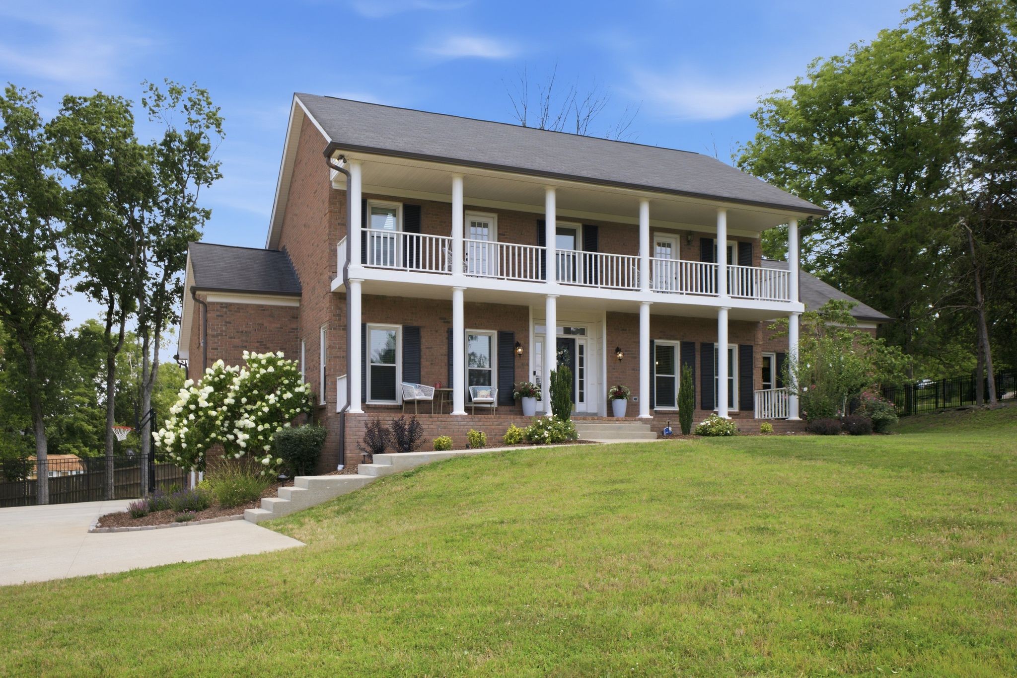 404 Winchester Dr