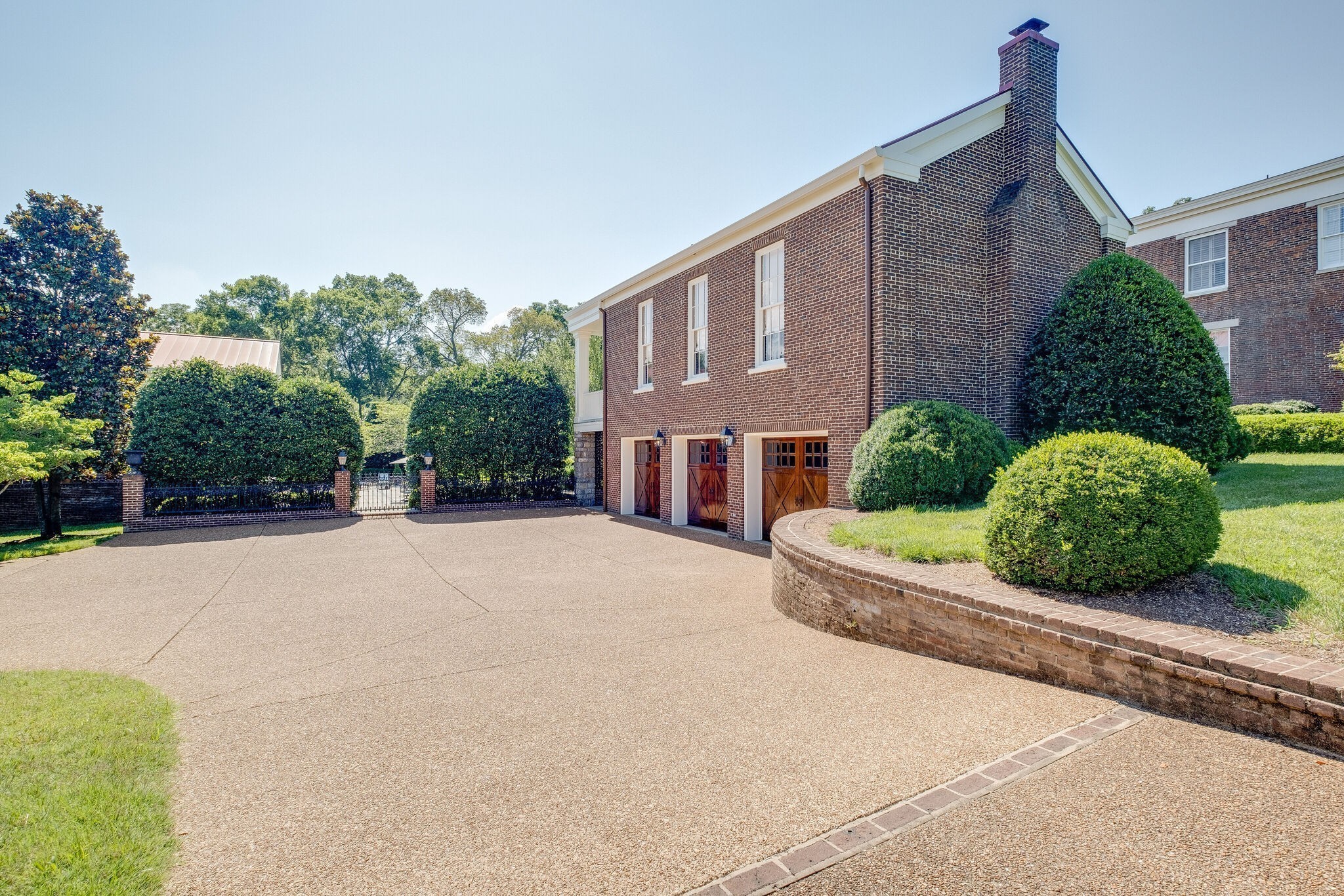 1711 Old Hillsboro Rd