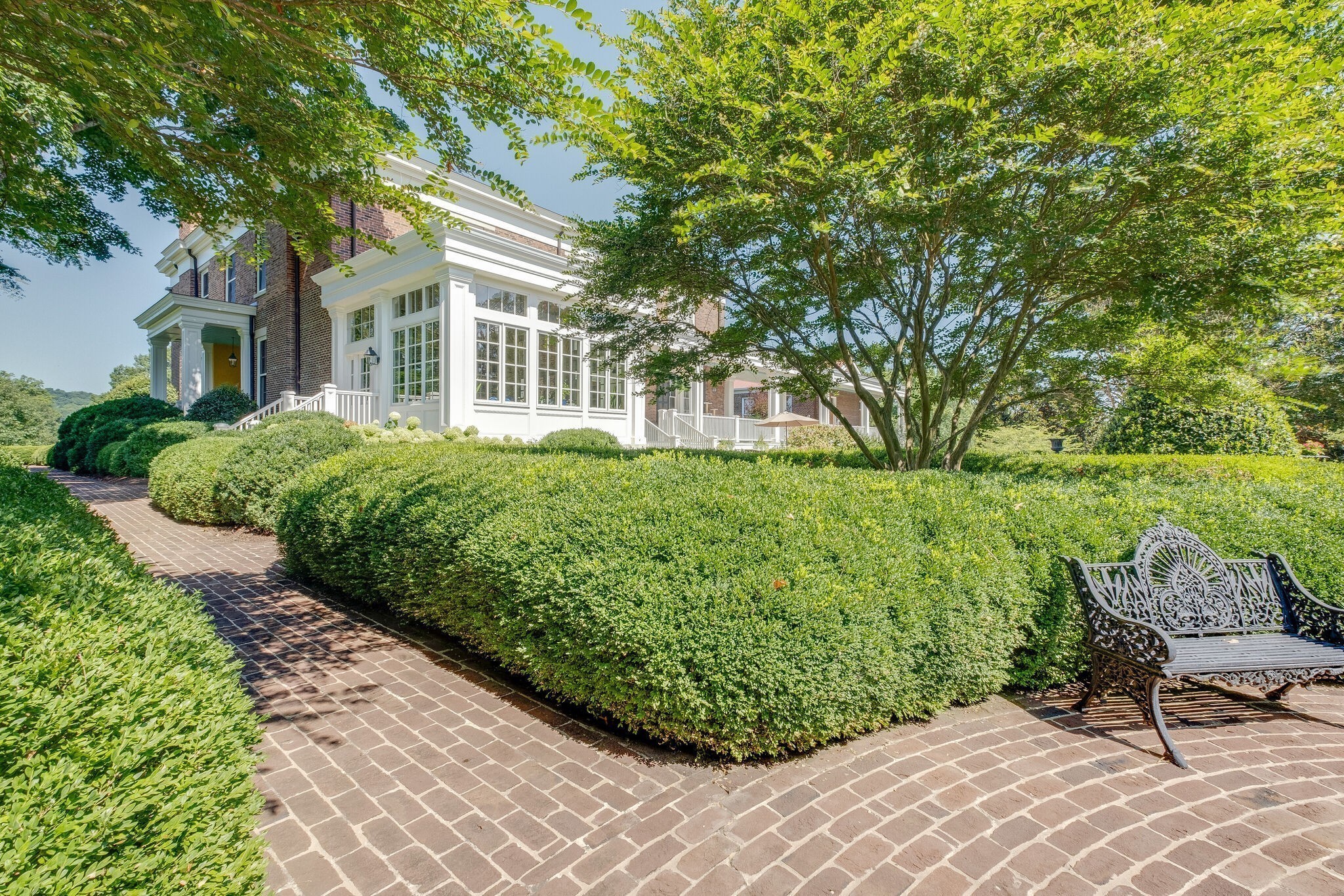 1711 Old Hillsboro Rd