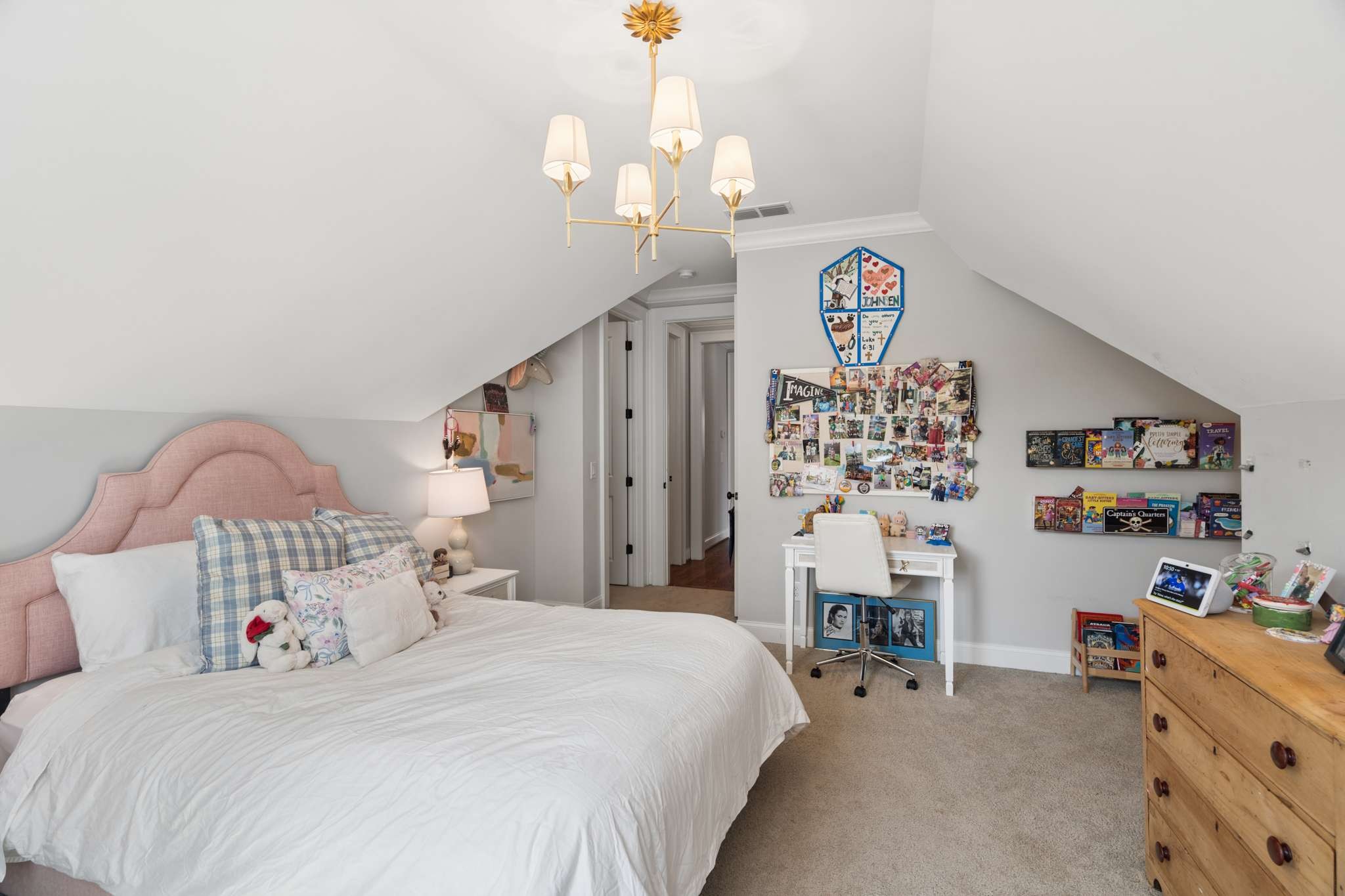 2711 Brightwood Ave