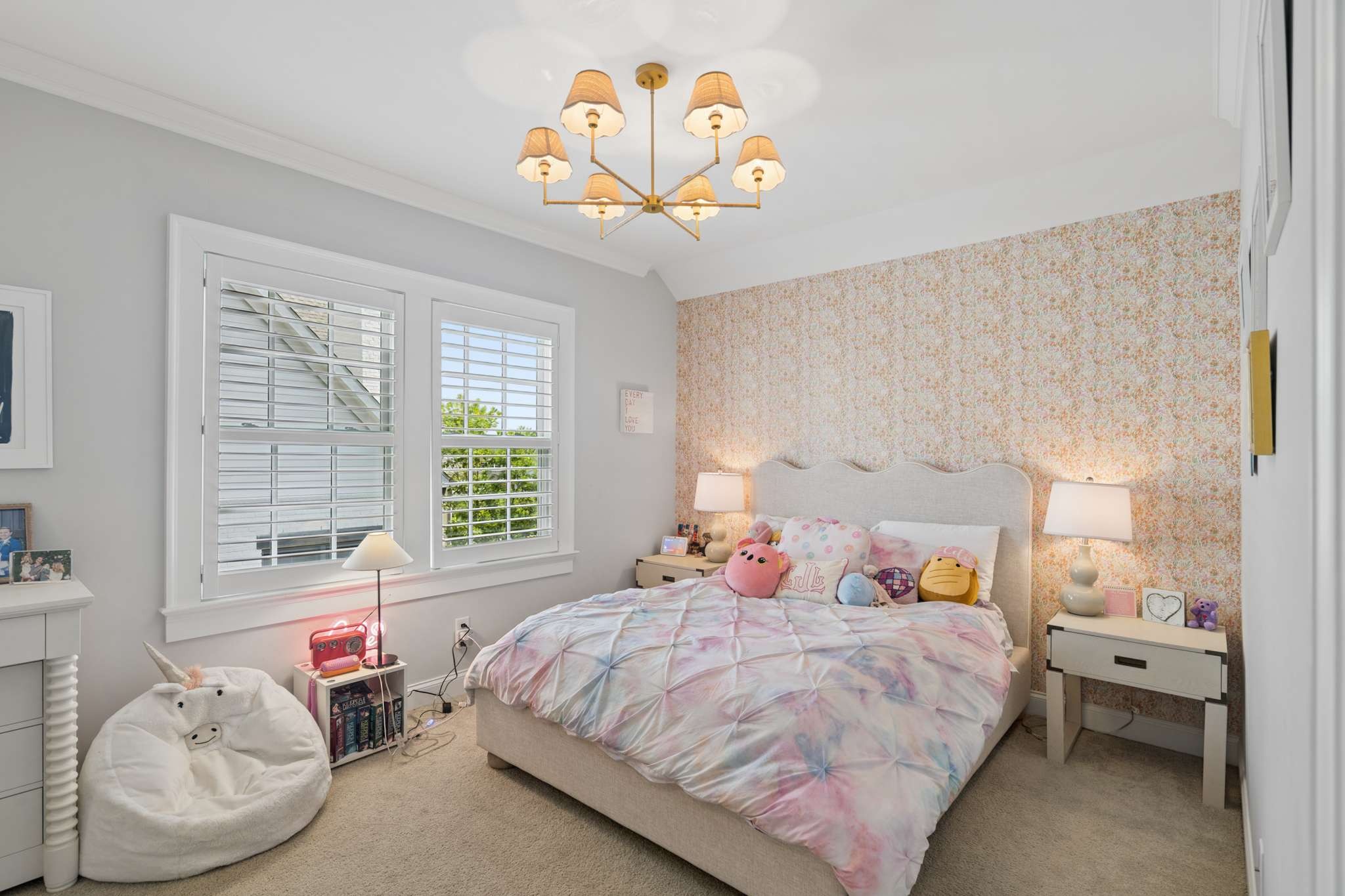 2711 Brightwood Ave