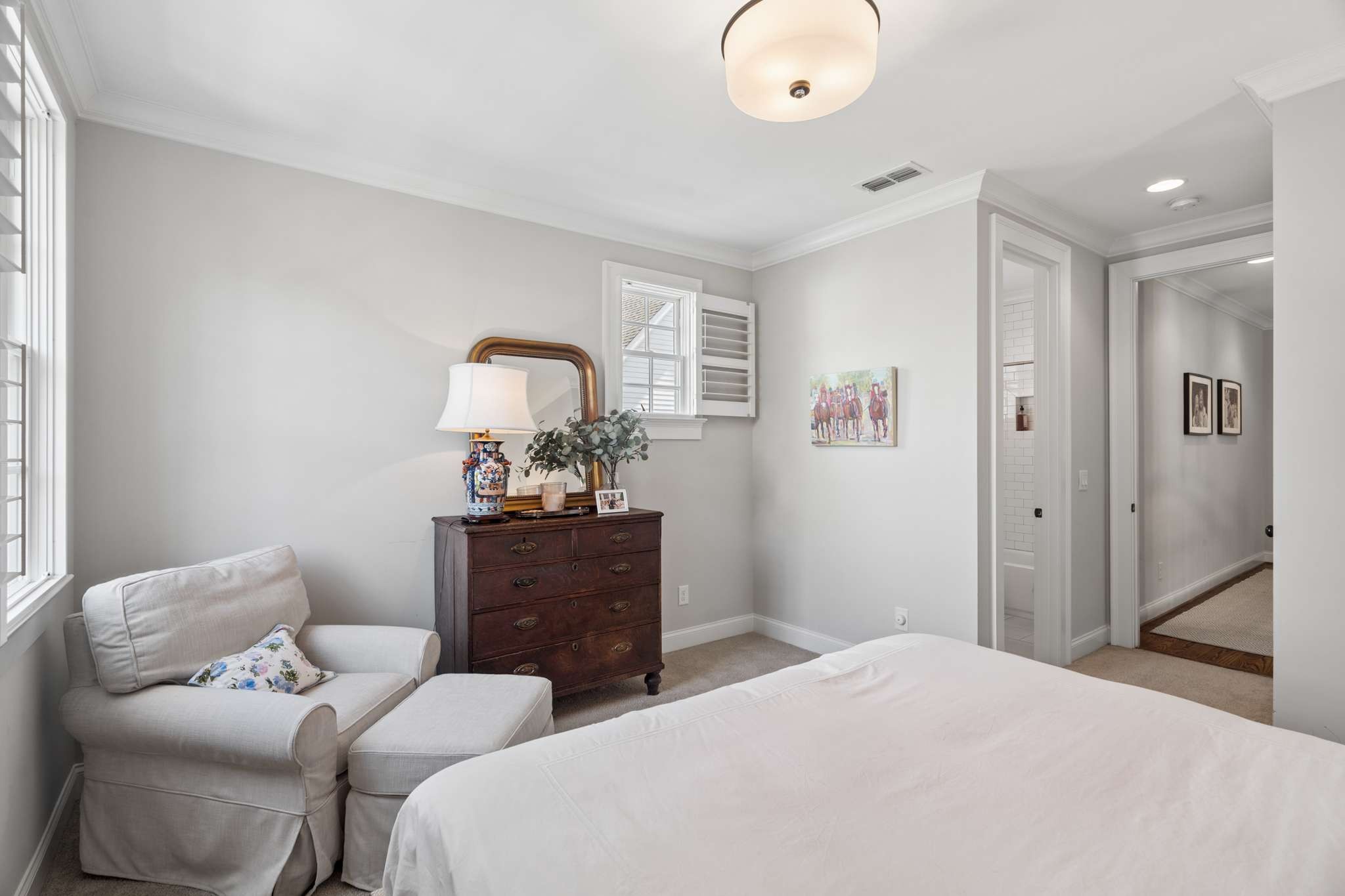 2711 Brightwood Ave