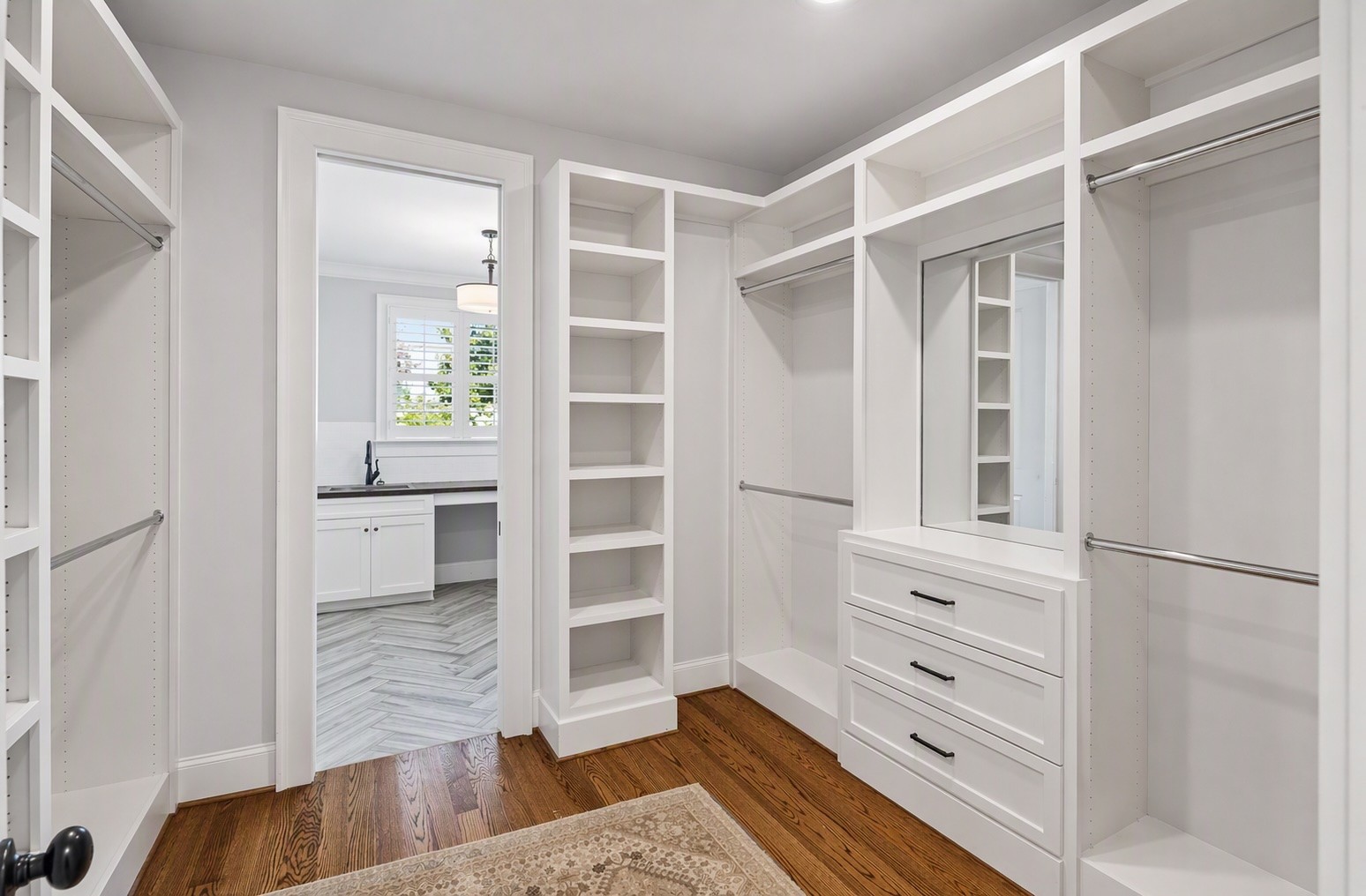 2711 Brightwood Ave