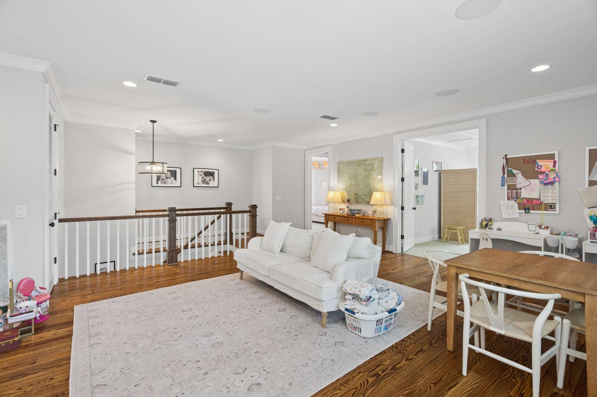 2711 Brightwood Ave