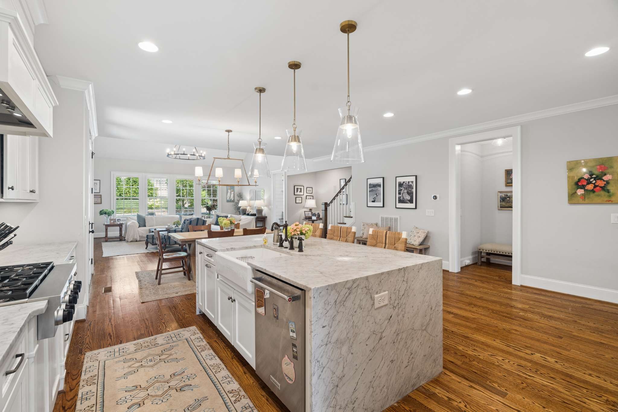 2711 Brightwood Ave