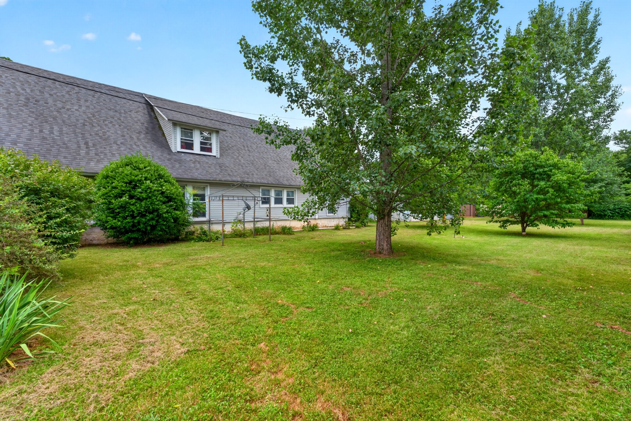 101 Country Dr