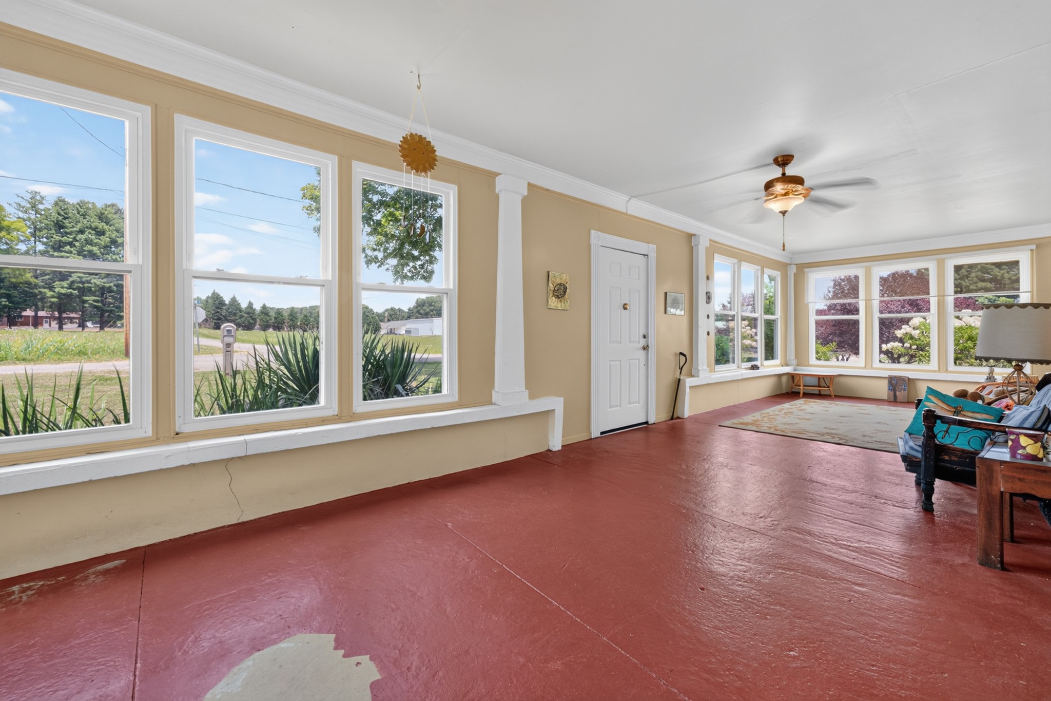 101 Country Dr