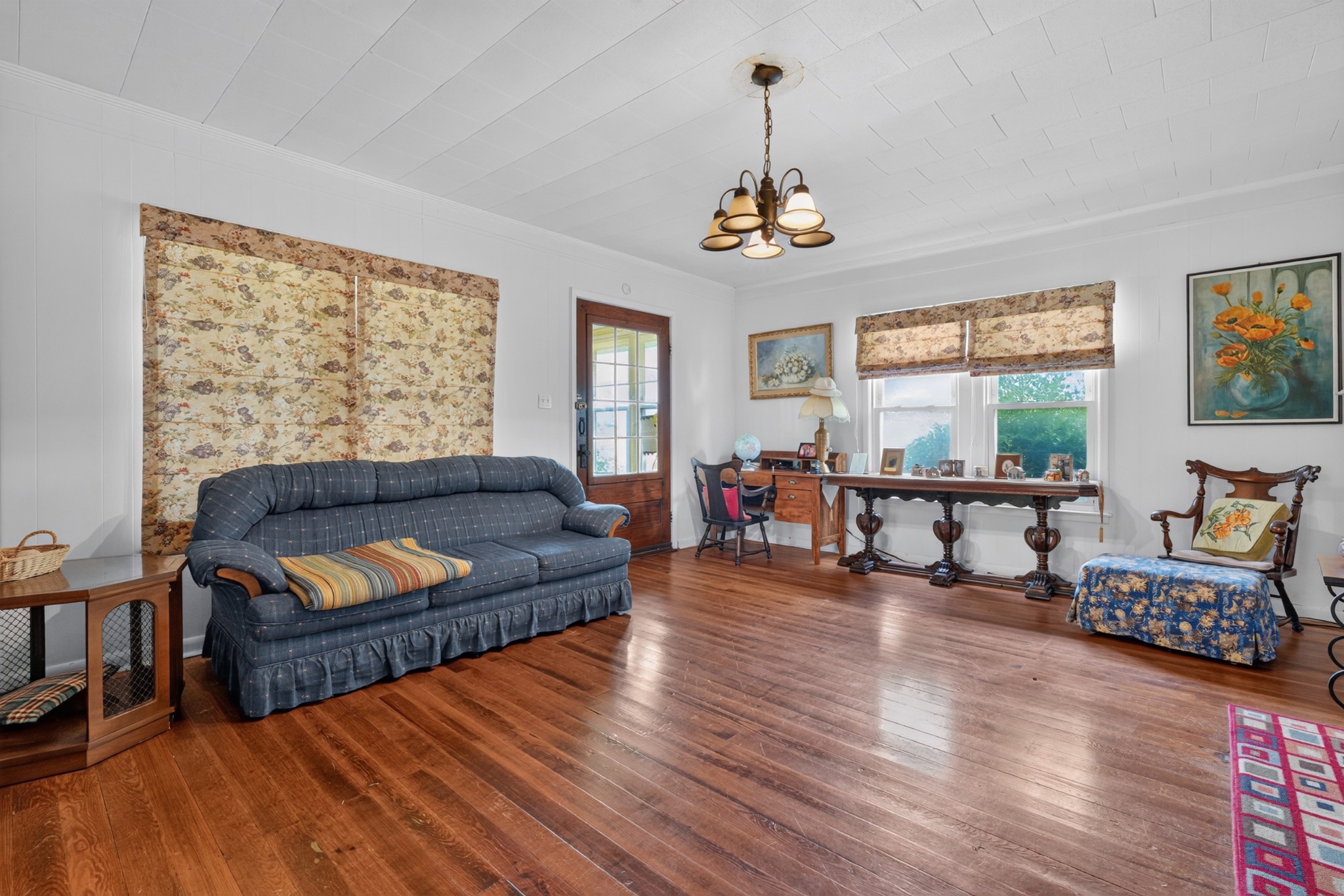 101 Country Dr