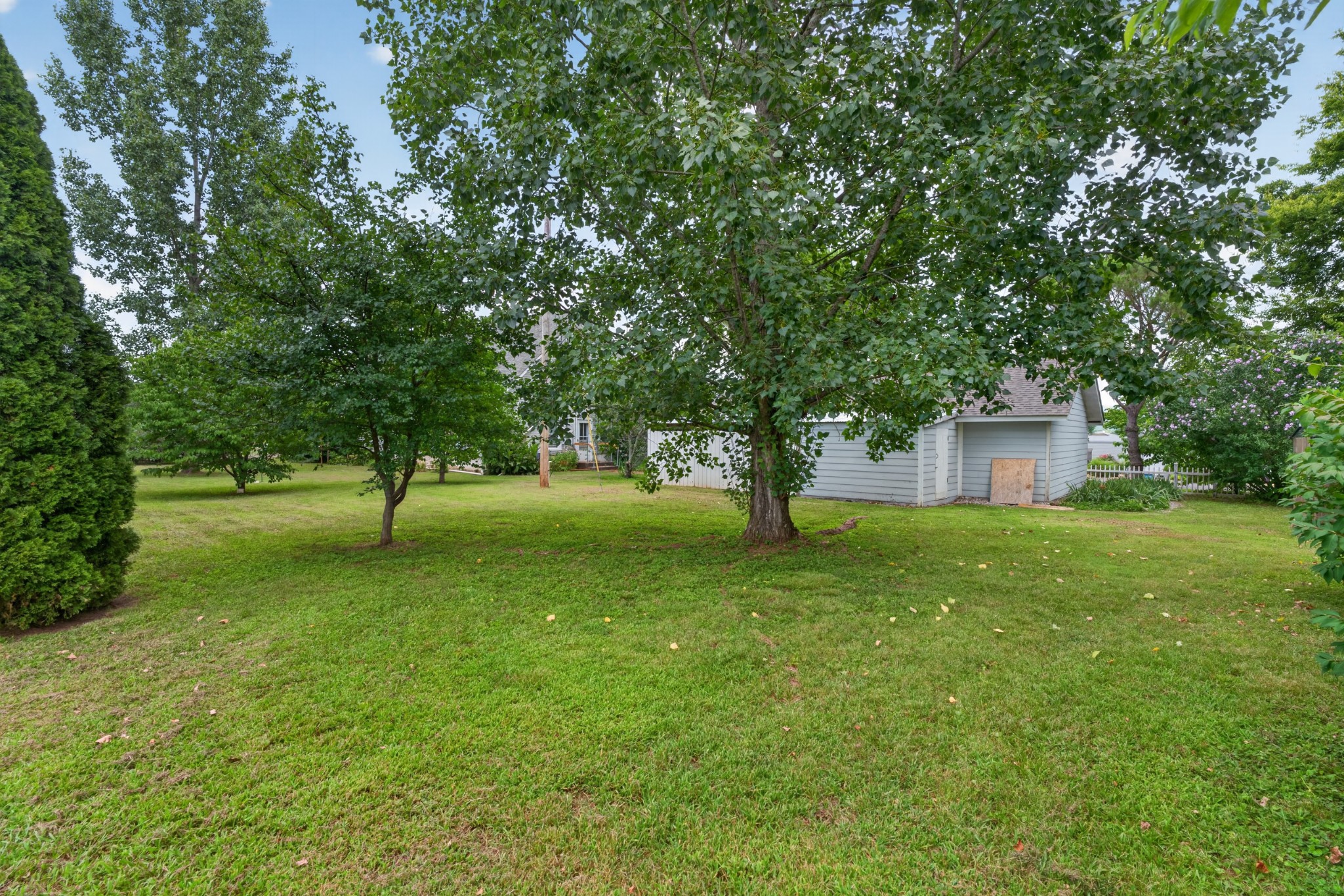 101 Country Dr