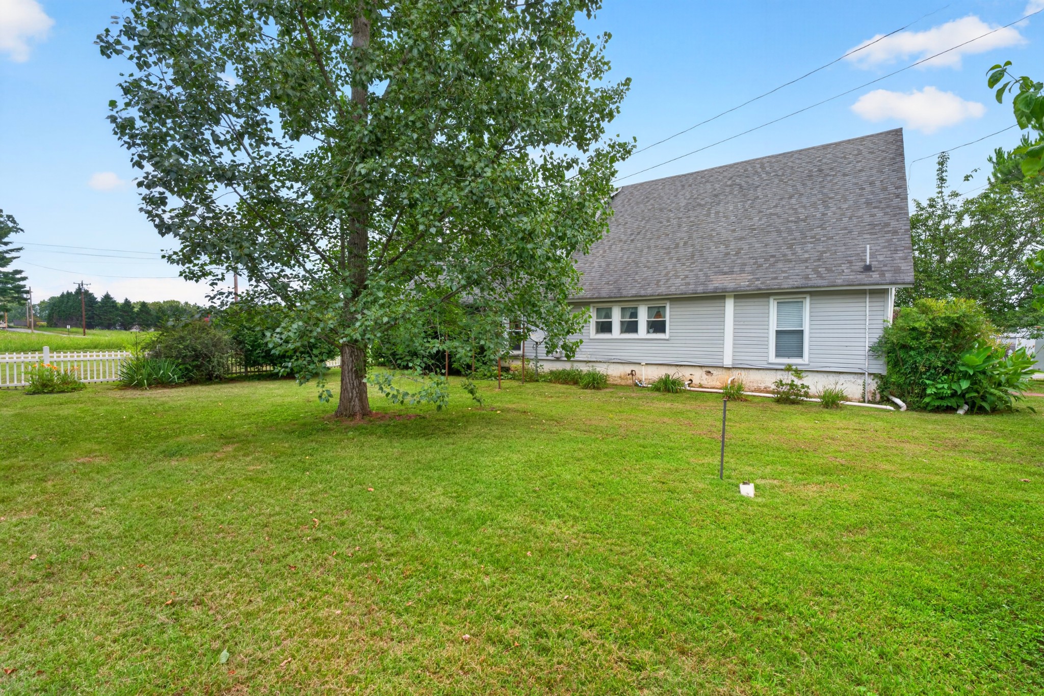 101 Country Dr