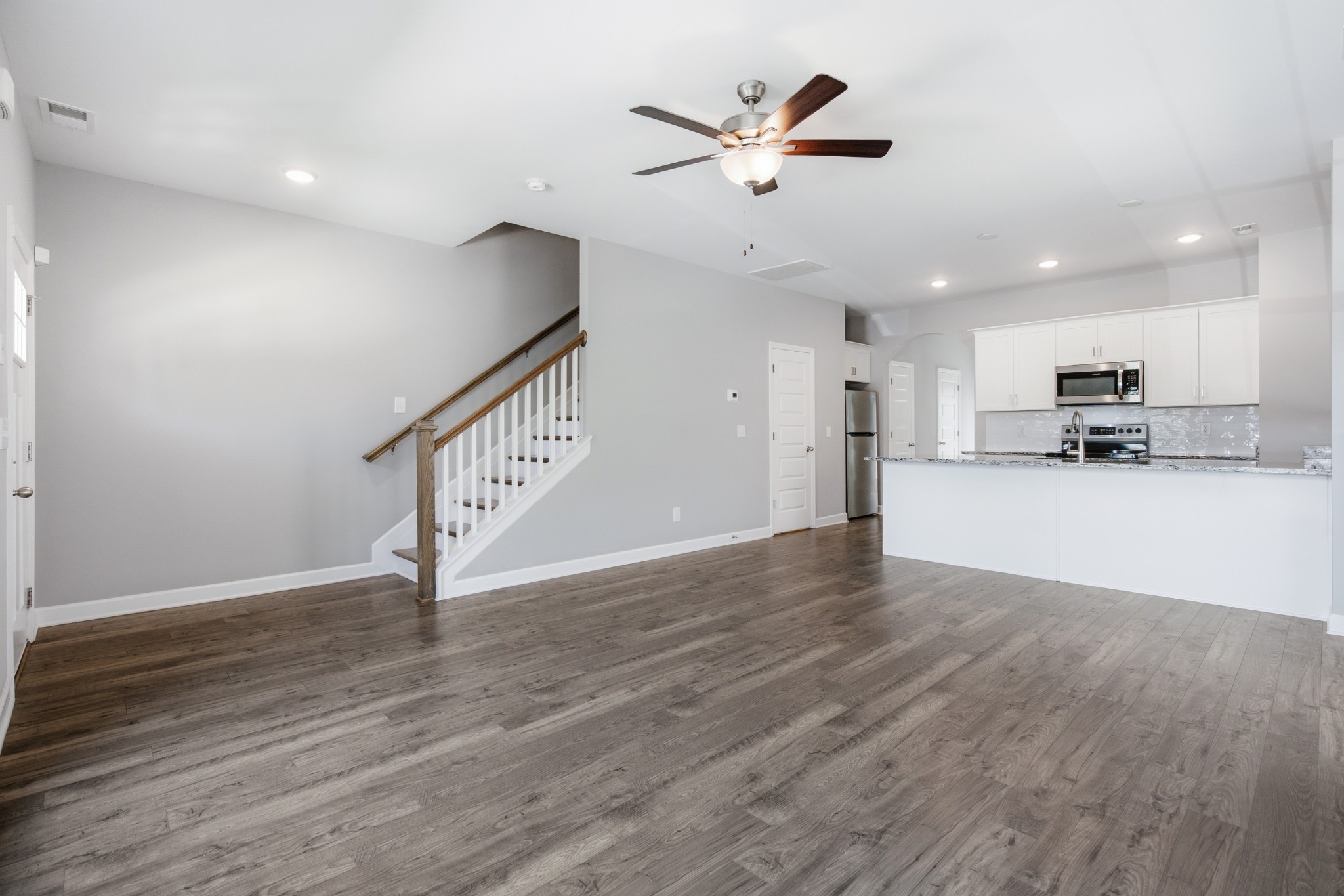 5018 Isabella Ln