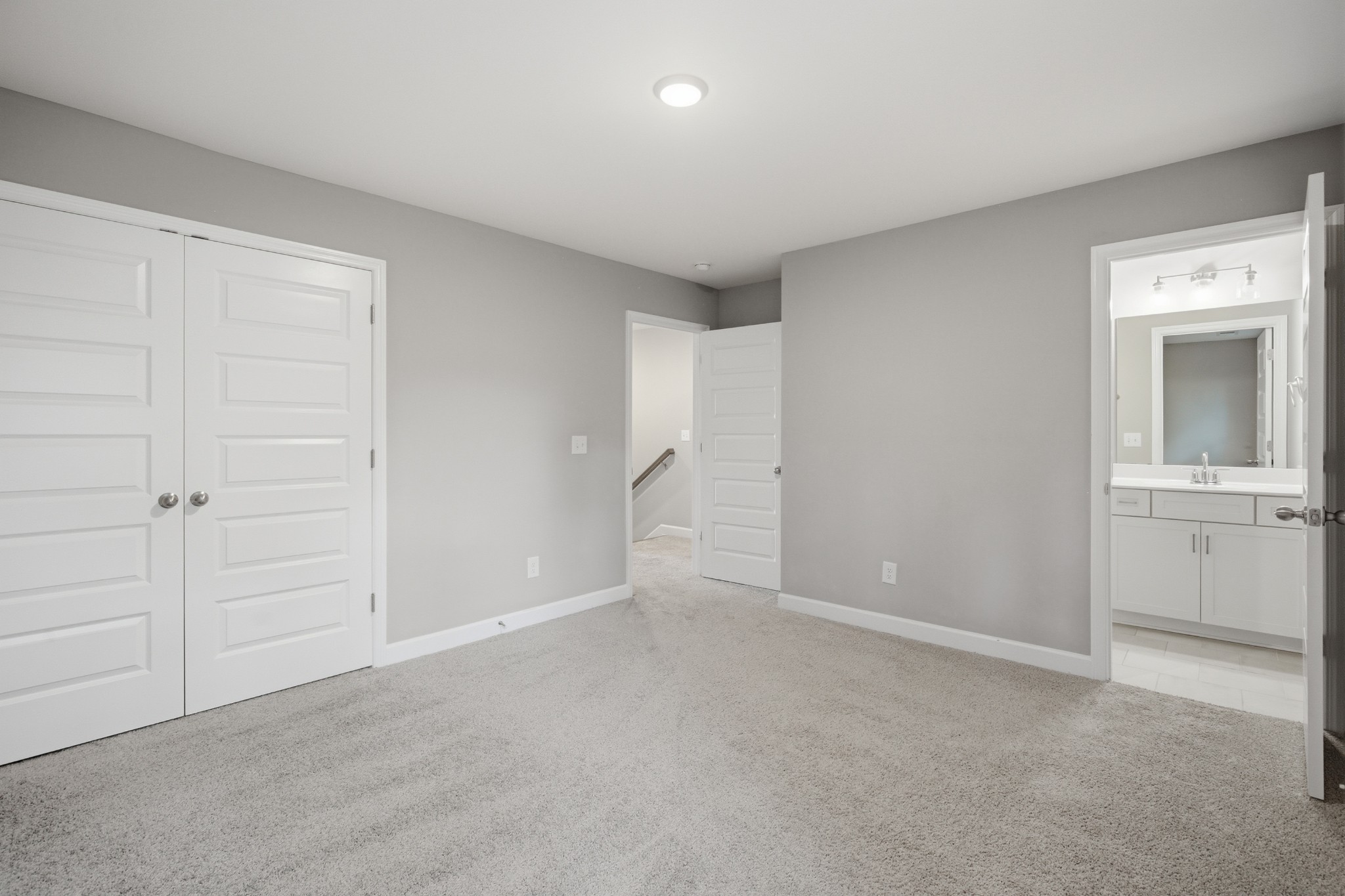 5018 Isabella Ln