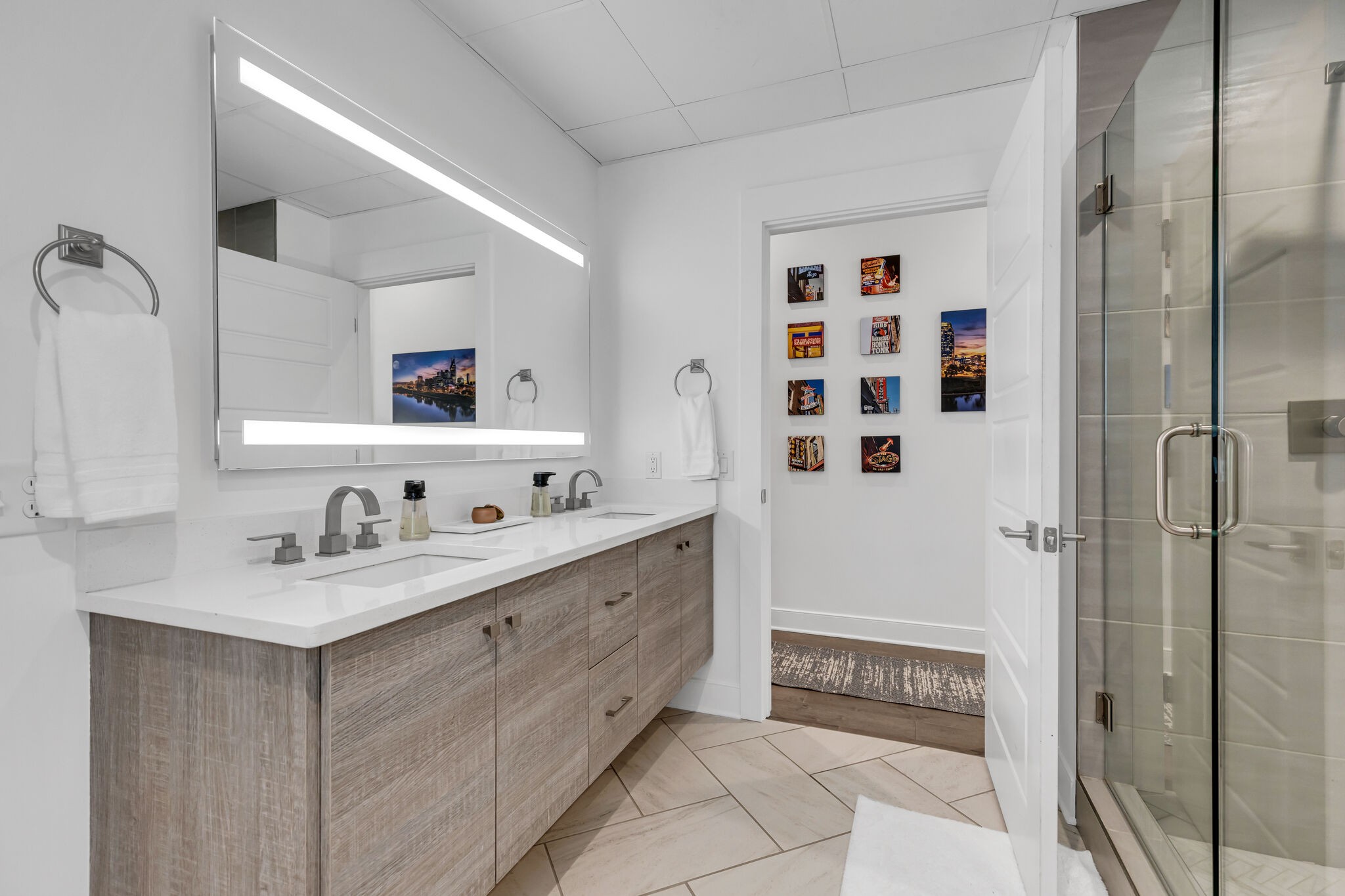 3131 Long Blvd Unit: 100