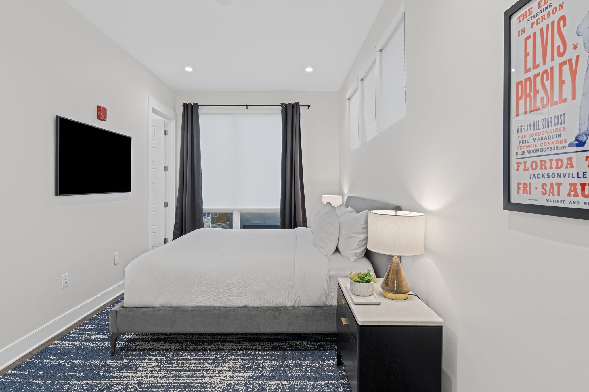 3131 Long Blvd Unit: 201