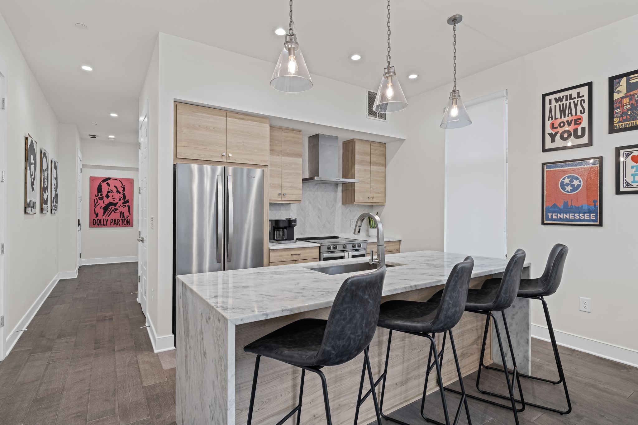 3131 Long Blvd Unit: 201