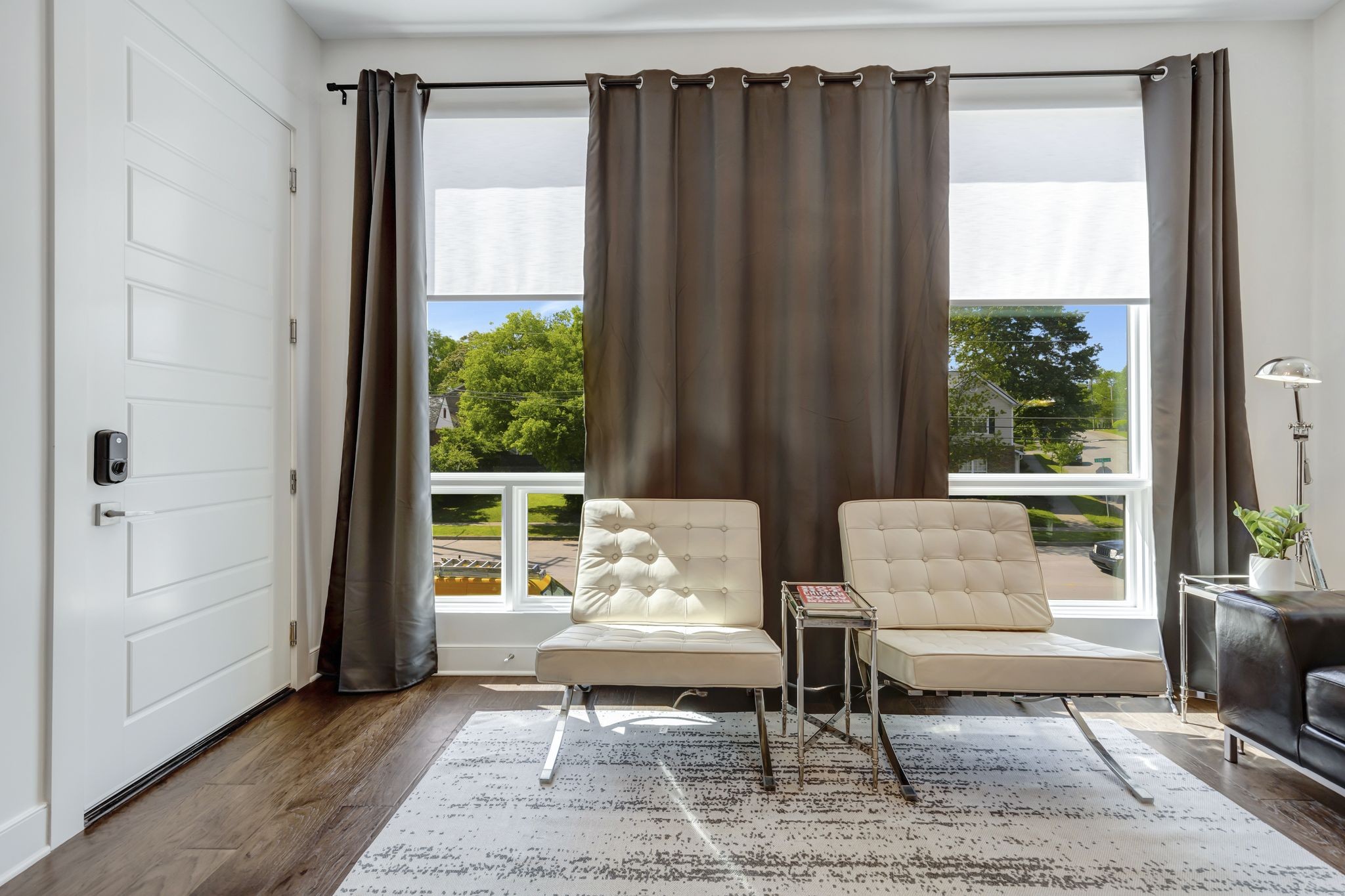 3131 Long Blvd Unit: 200
