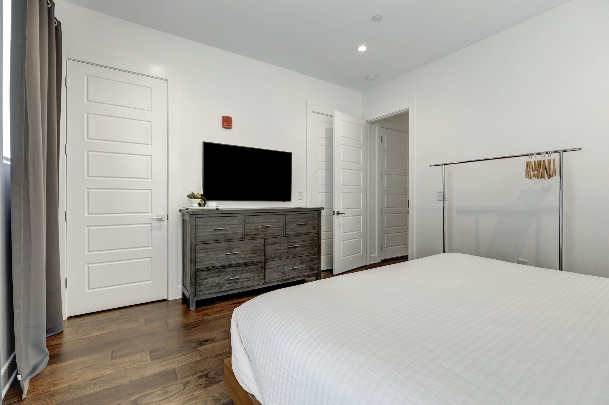 3131 Long Blvd Unit: 200
