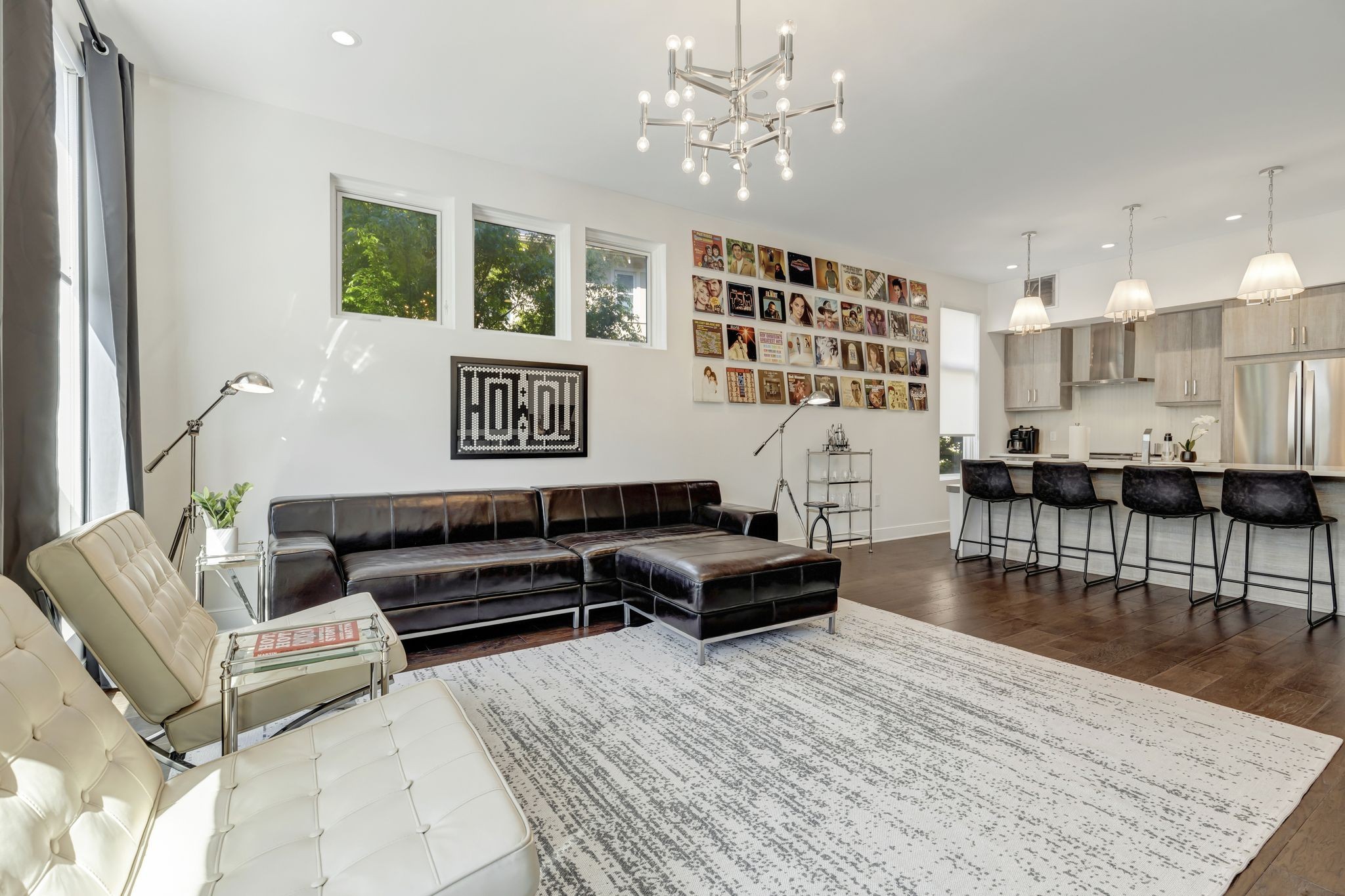 3131 Long Blvd Unit: 200