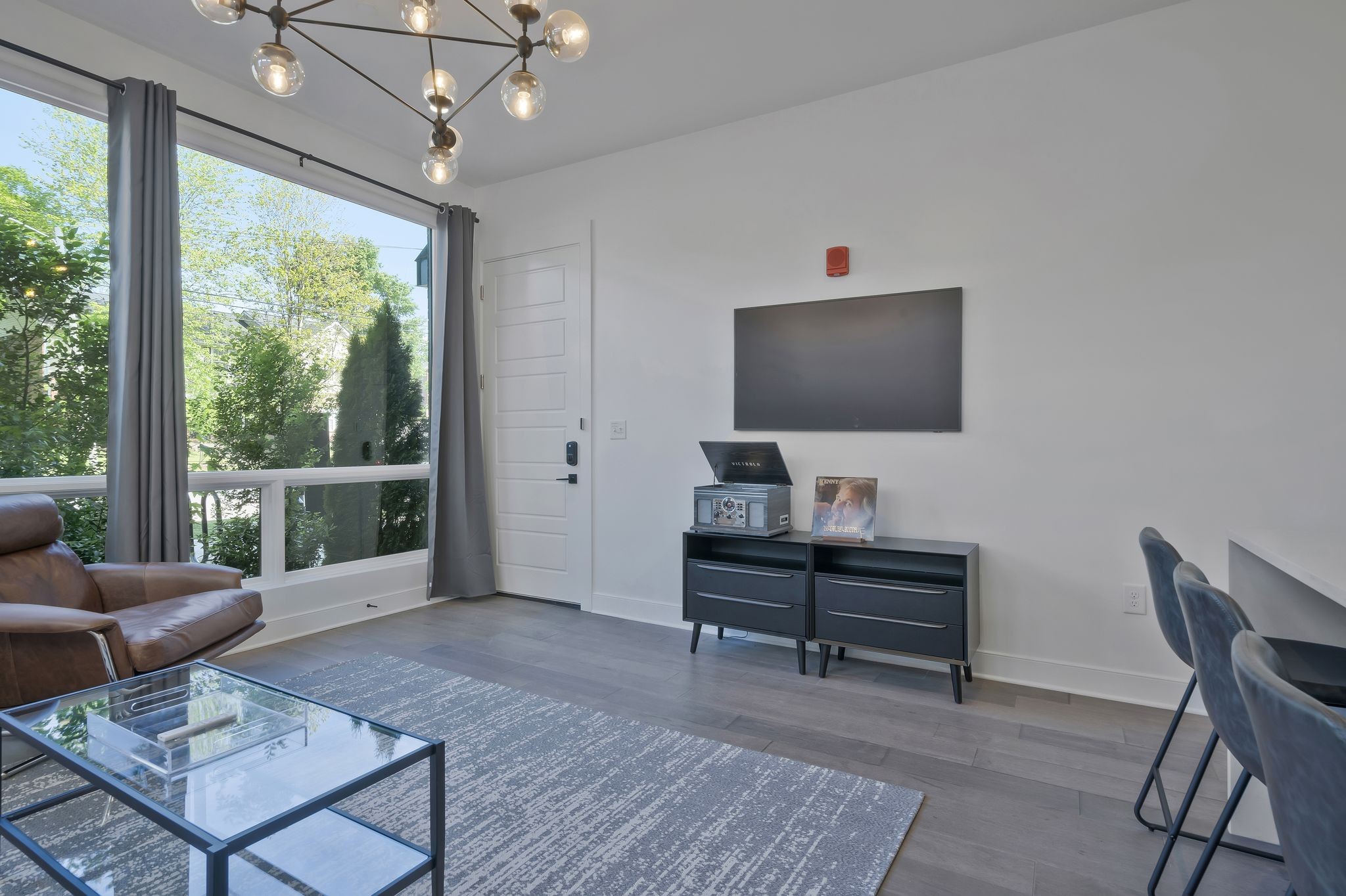 3131 Long Blvd Unit: 101