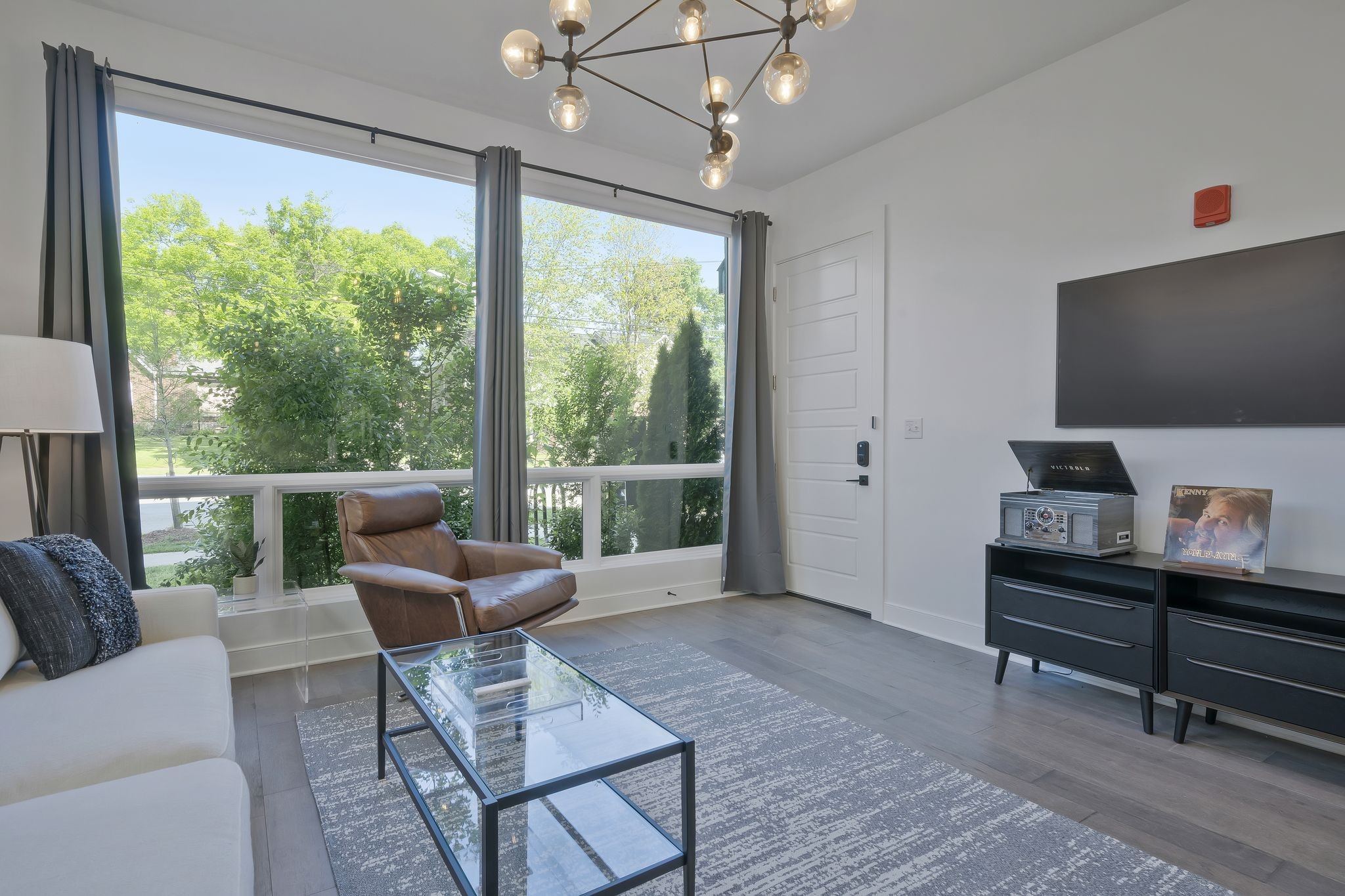 3131 Long Blvd Unit: 101
