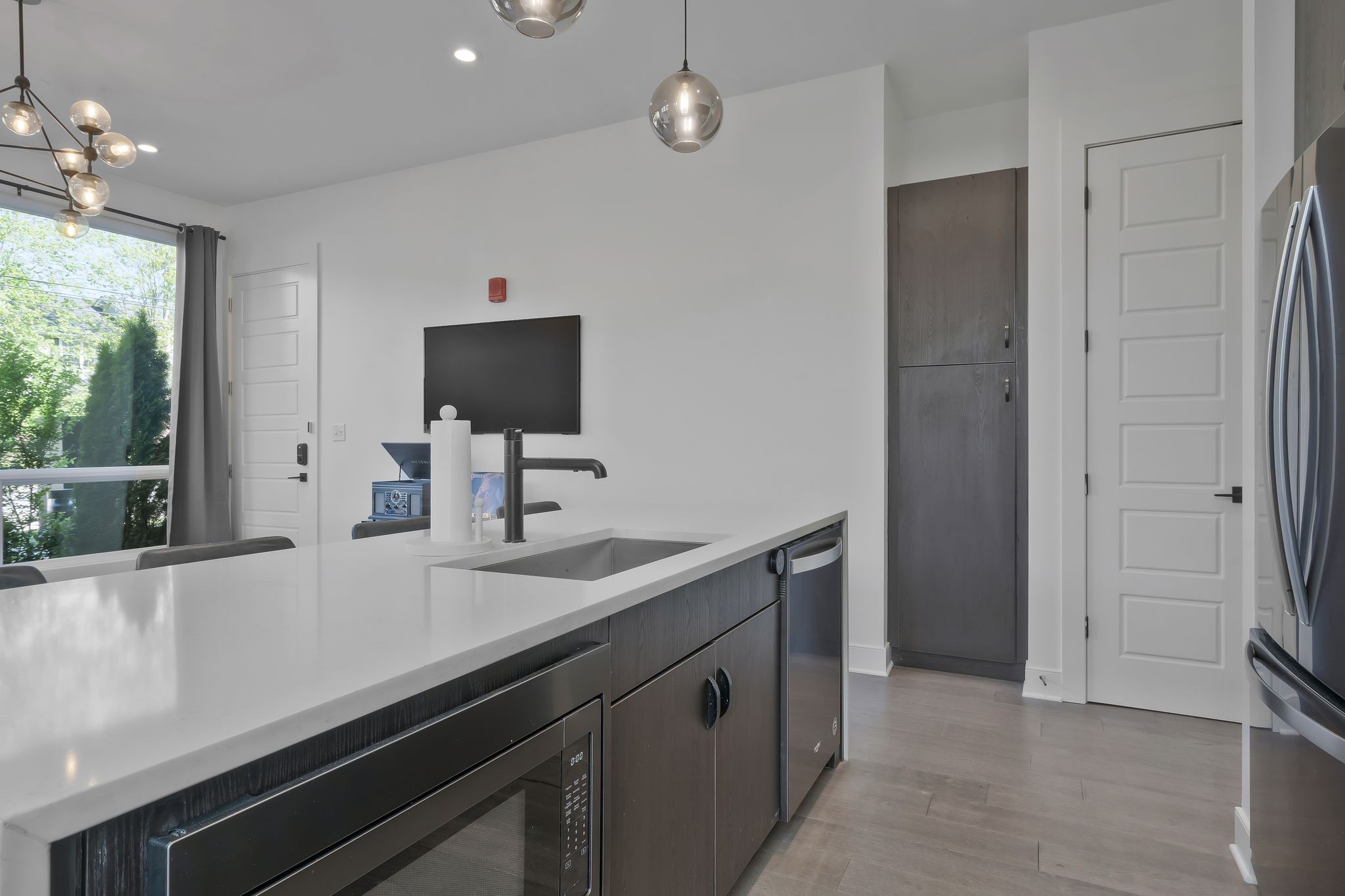 3131 Long Blvd Unit: 101